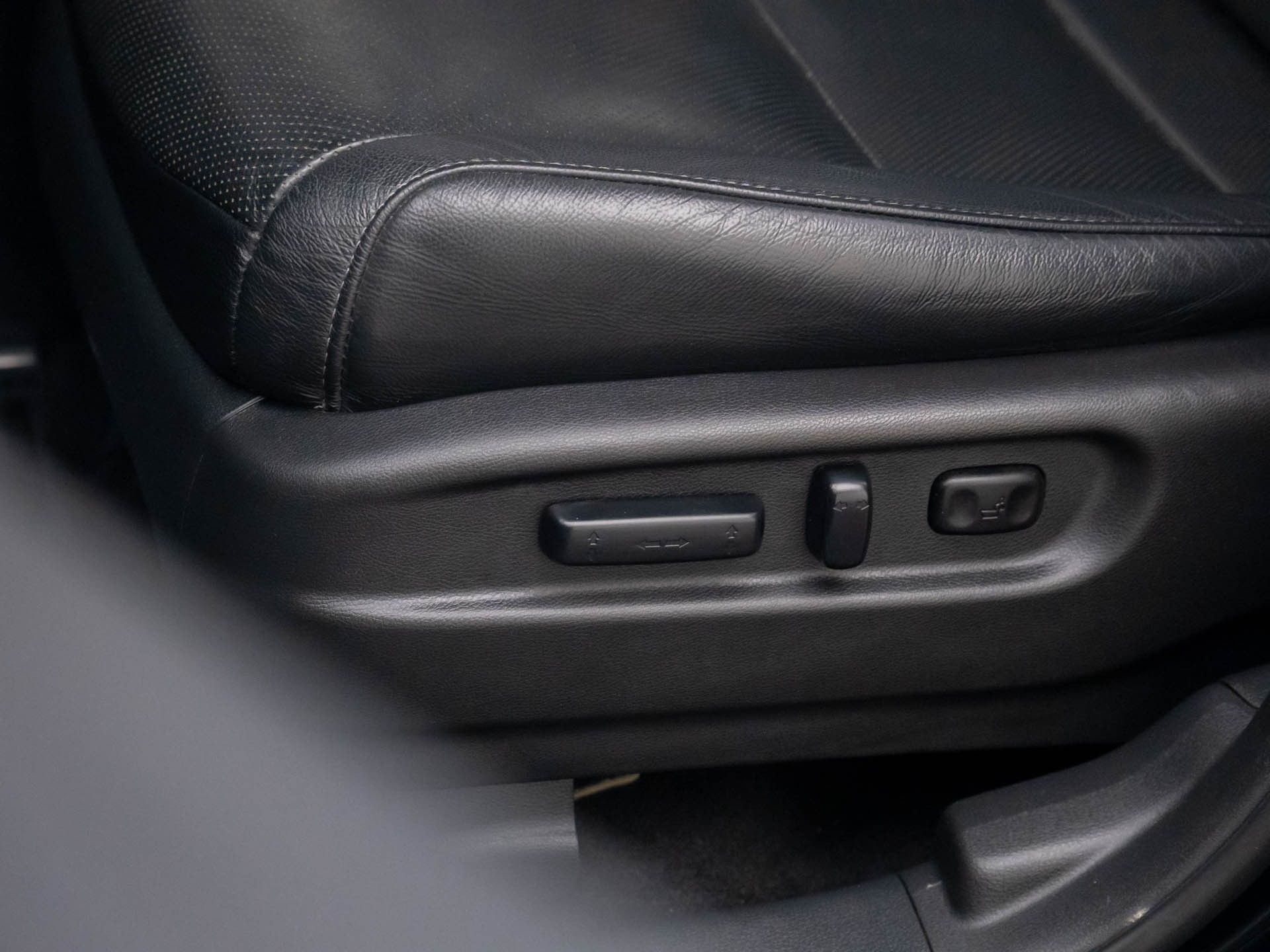 2016 Honda Pilot Elite photo
