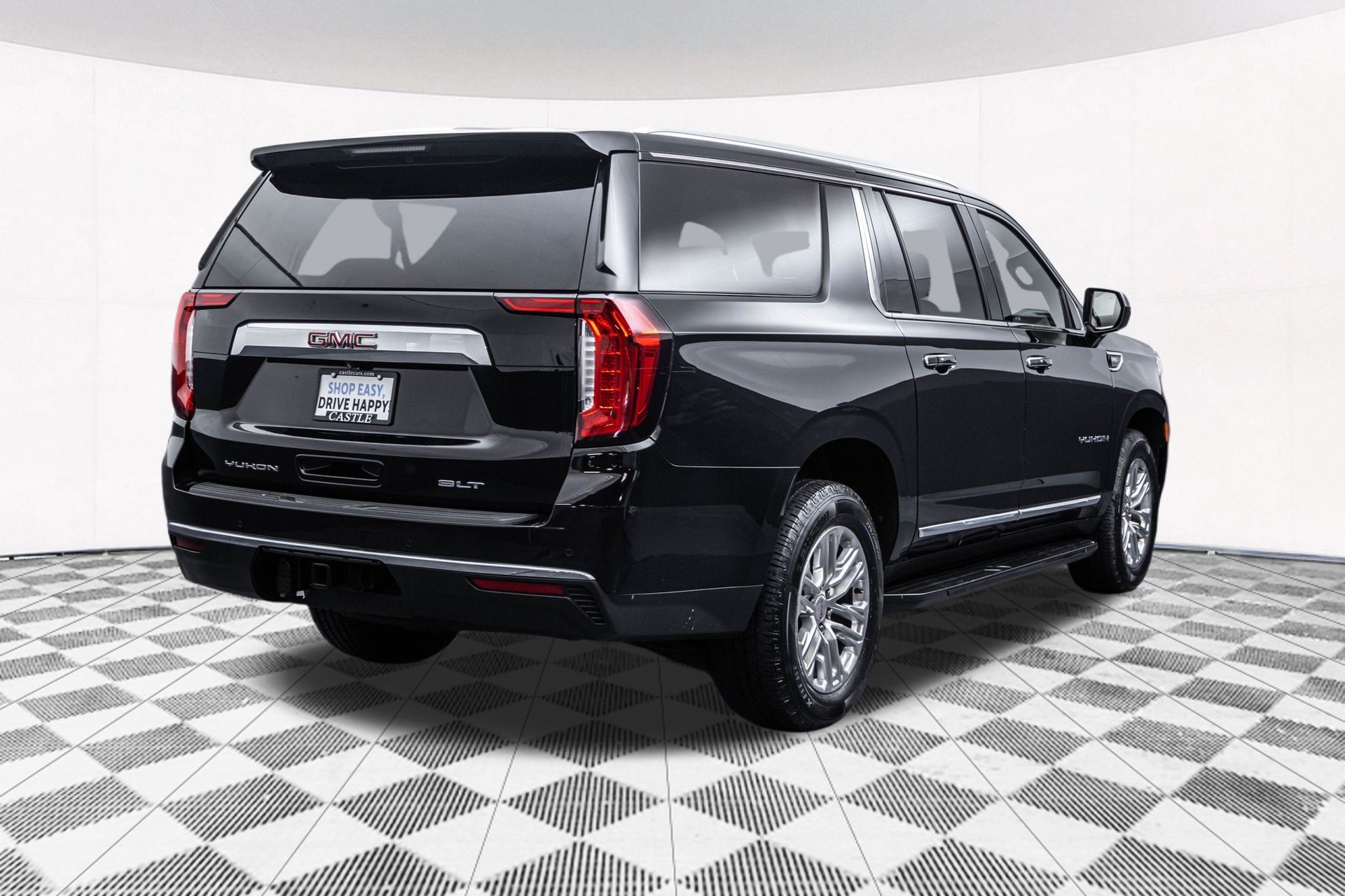 2021 GMC YUKON XL - Image 12