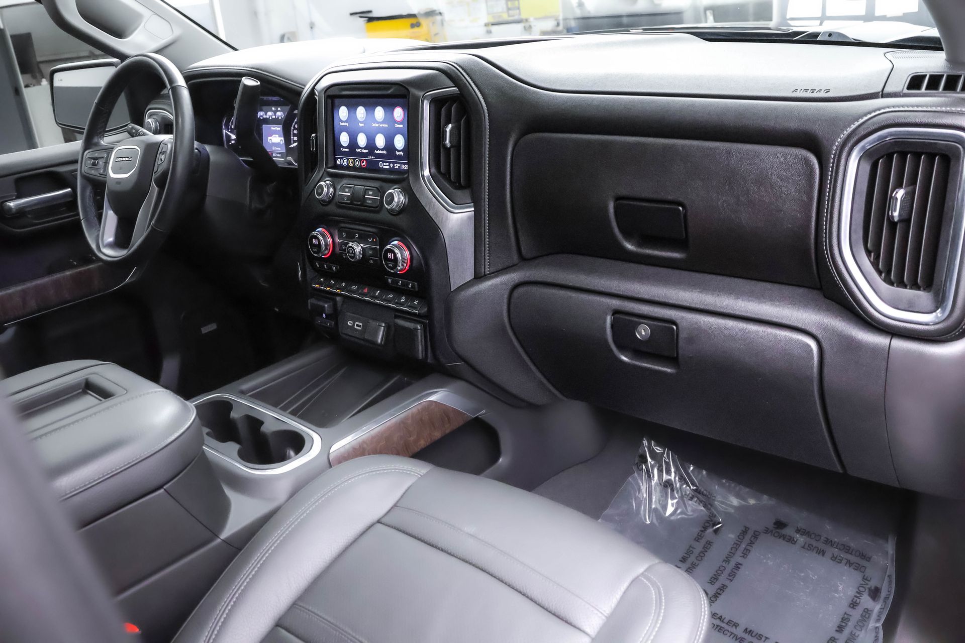 2021 GMC SIERRA - Image 32