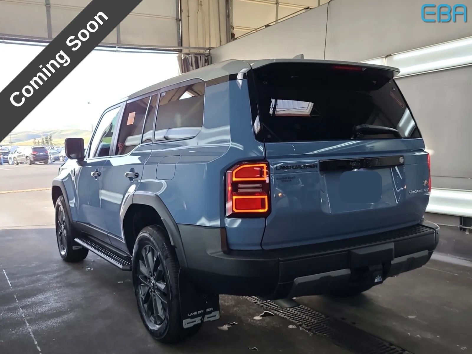 View vehicle photo 4