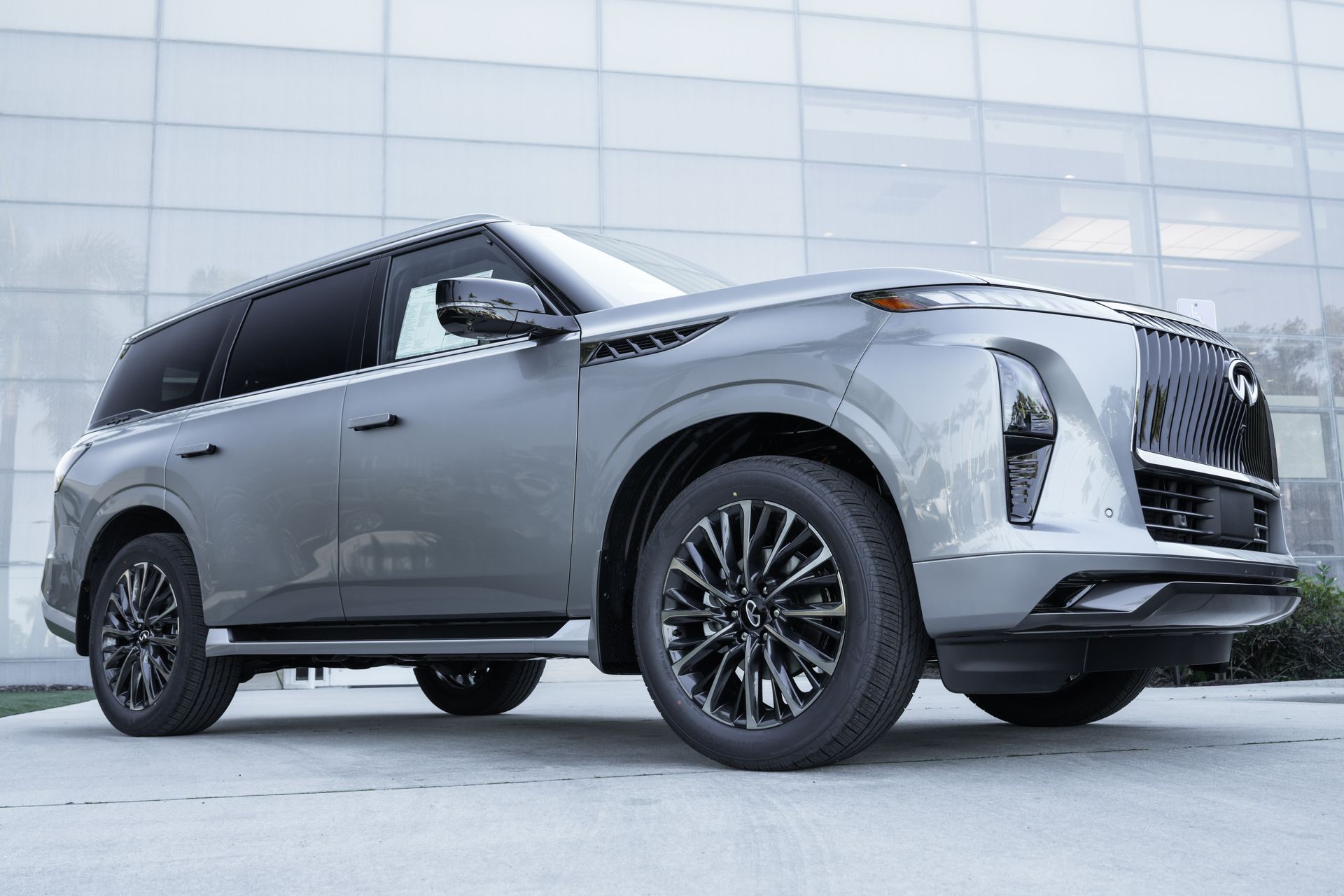 2026 INFINITI QX80 AUTOGRAPH