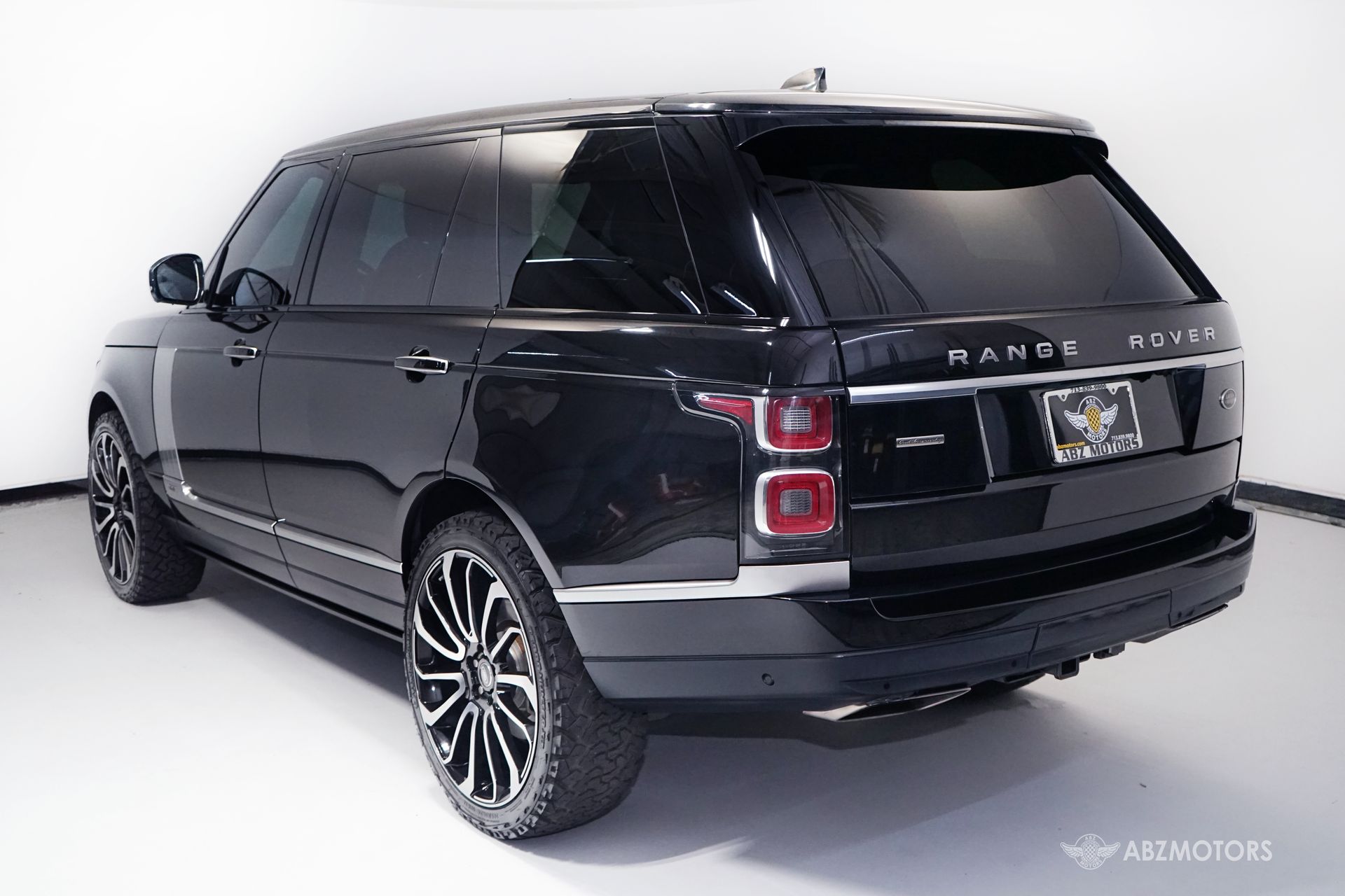 View vehicle photo 6