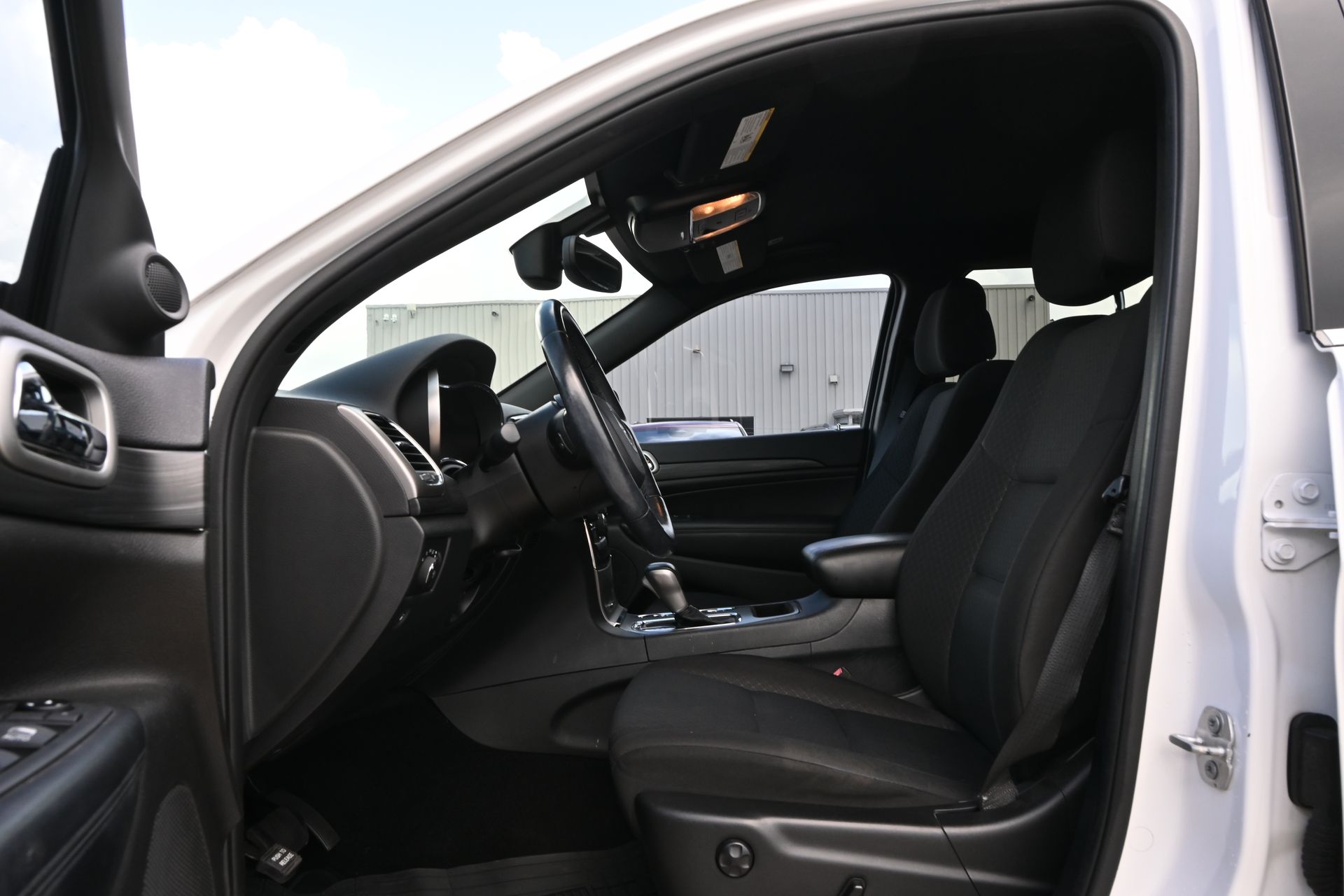2020 Jeep Grand Cherokee Laredo E White at Westside Lexus
