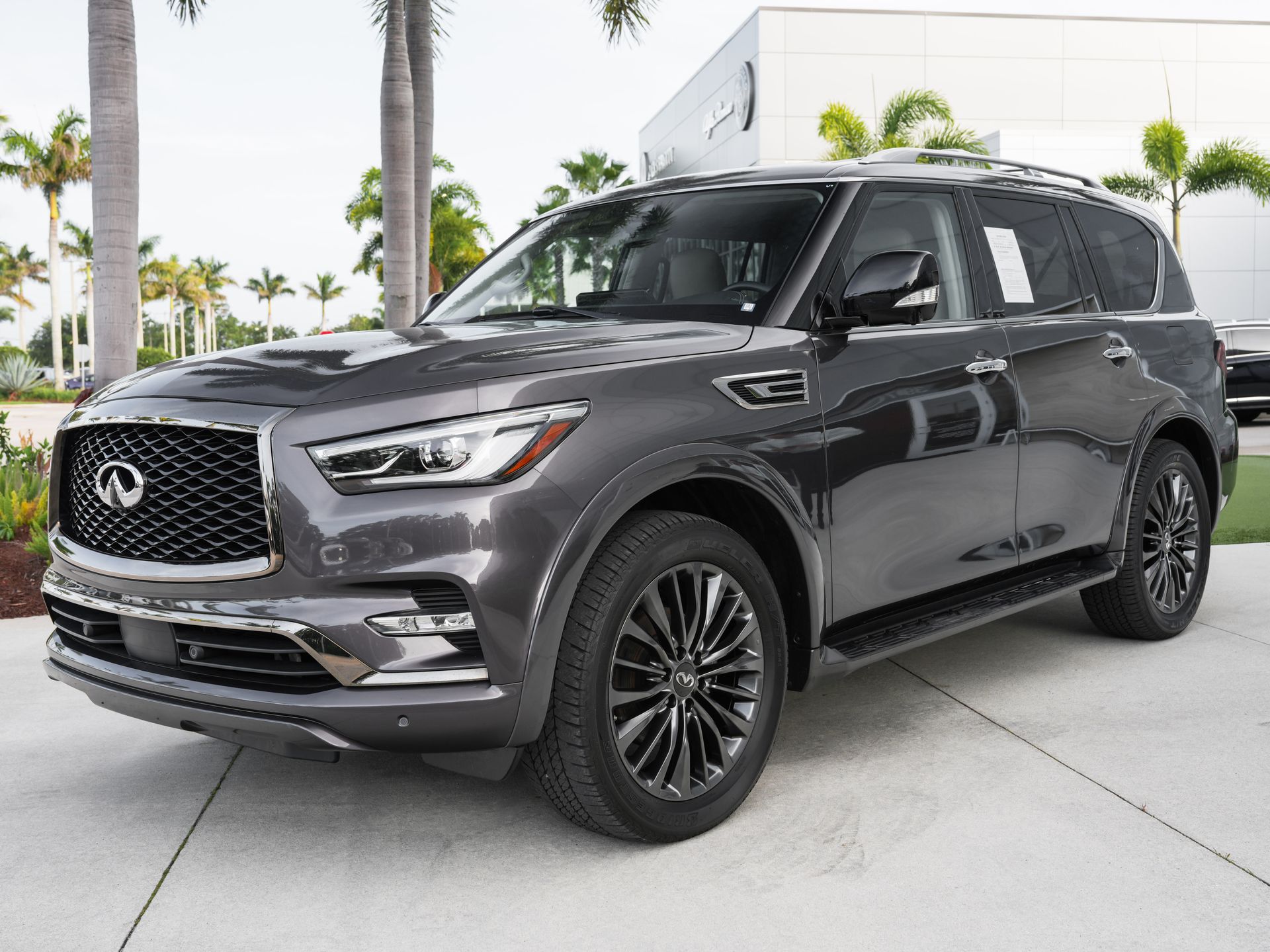 used 2024 INFINITI QX80 car, priced at $48,900