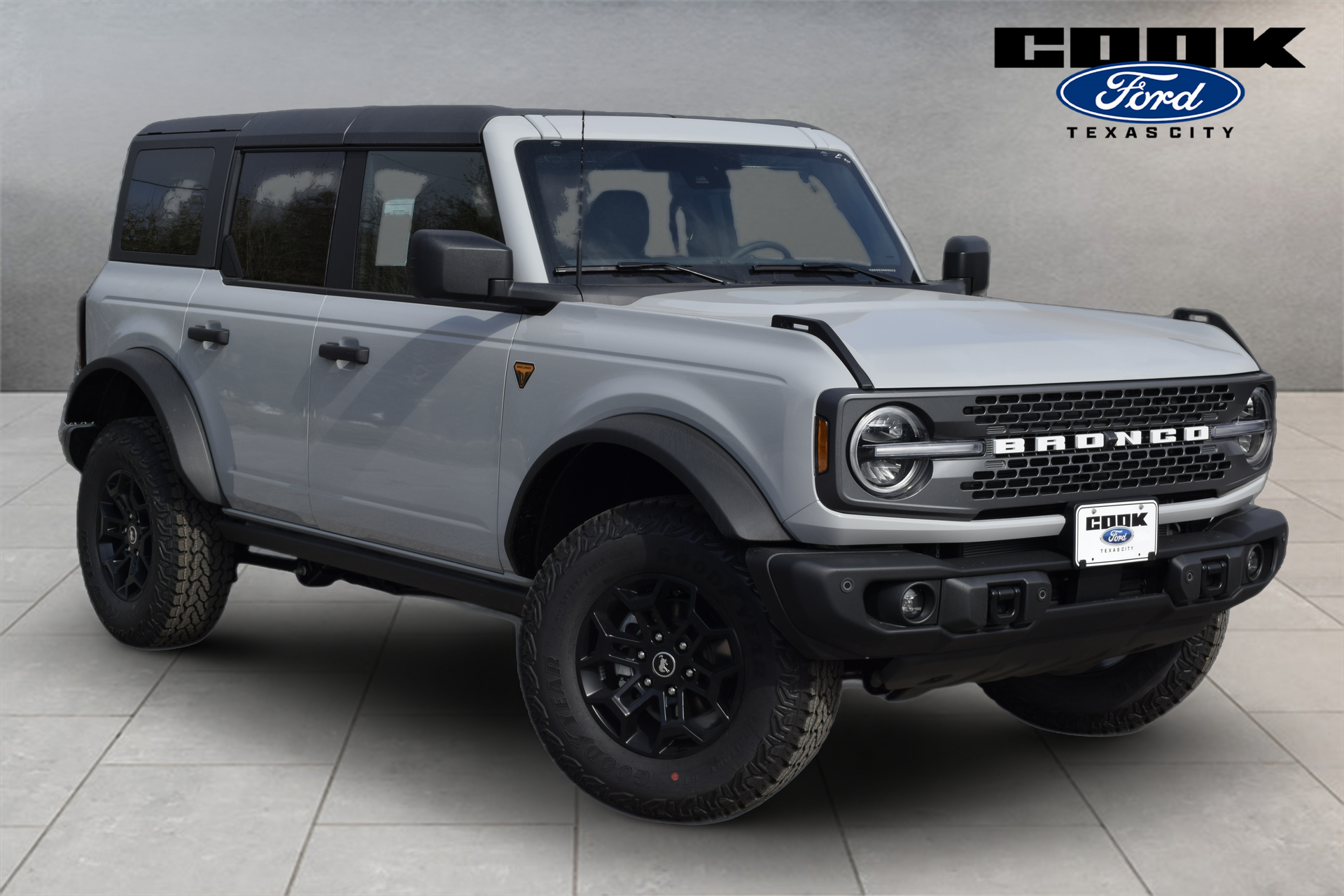 2026 Ford Bronco Badlands White at Cook Ford