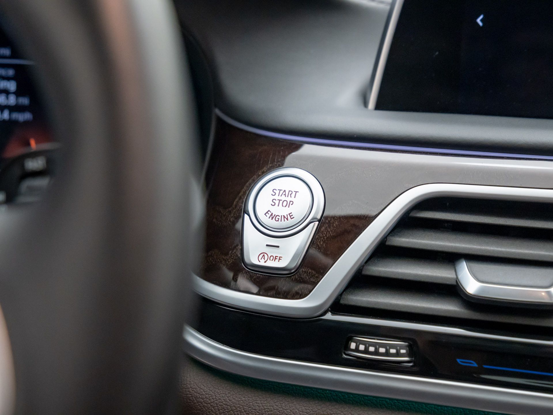 2022 BMW 7-Series 750i xDrive photo