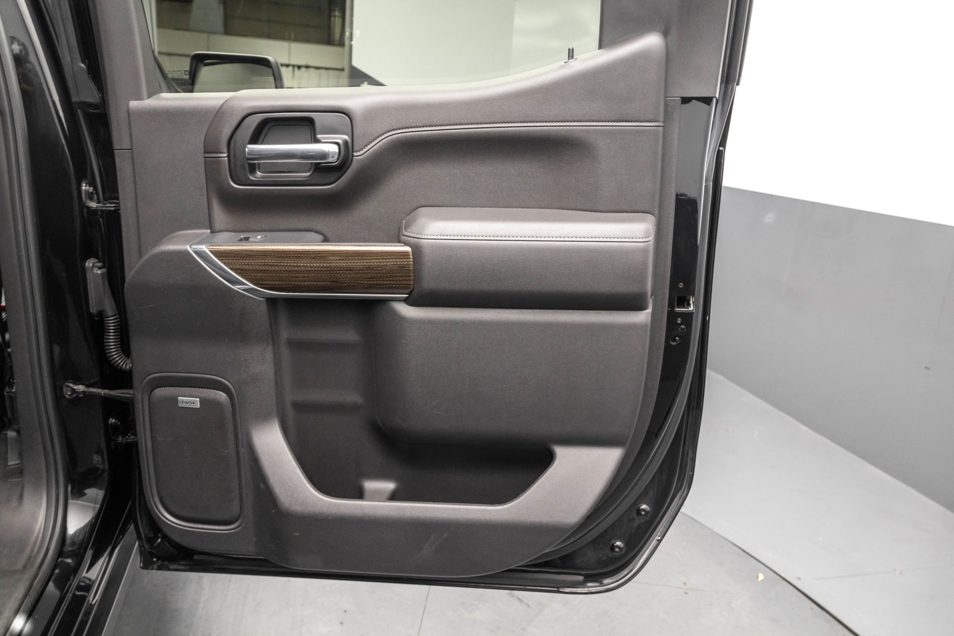 2021 CHEVROLET SILVERADO - Image 40