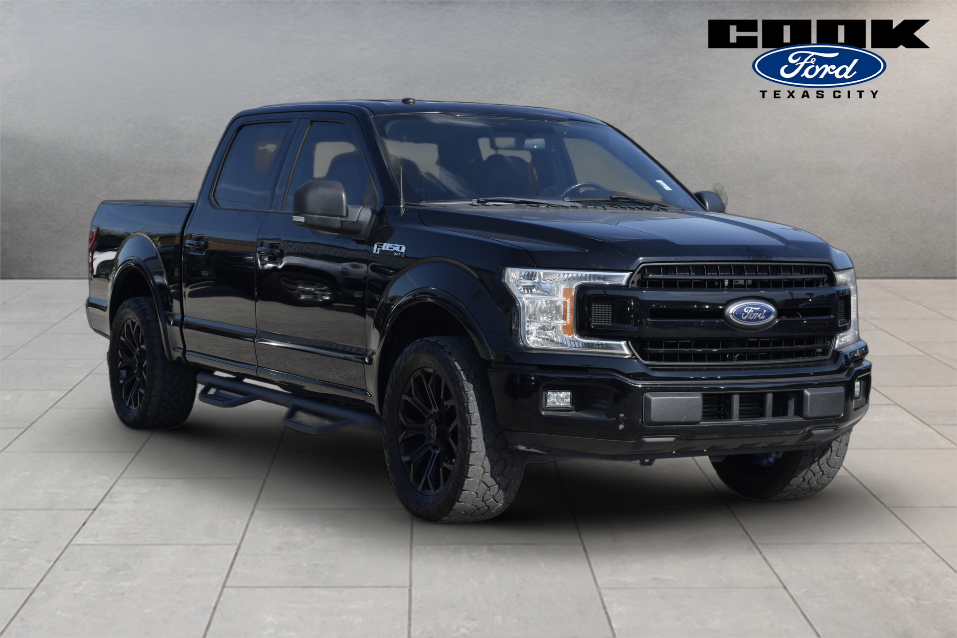 2018 Ford F-150 XLT Black at Autostrade