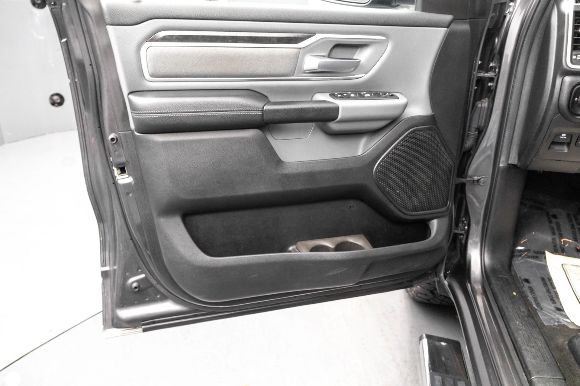 2020 RAM 1500 - Image 31