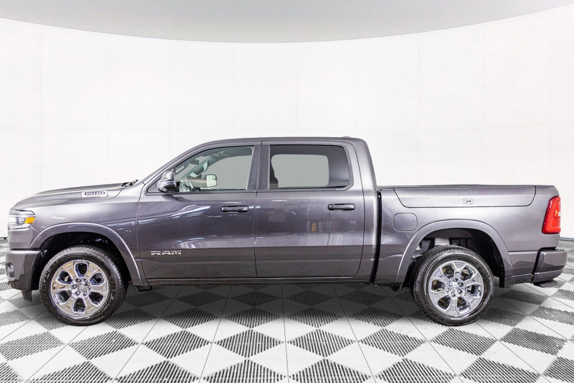 2026 RAM 1500 - Image 2