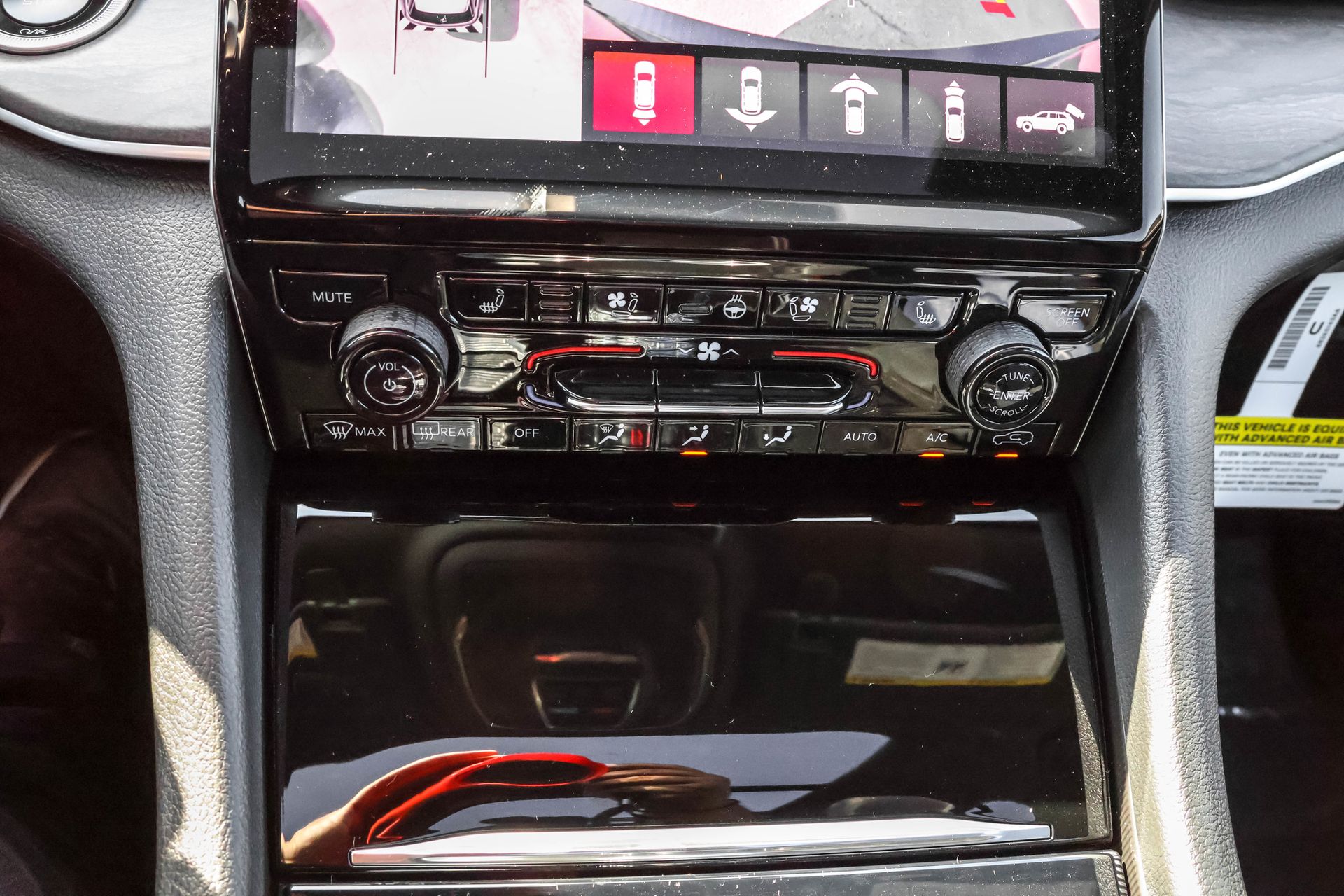 2025 JEEP GRAND CHEROKEE - Image 21