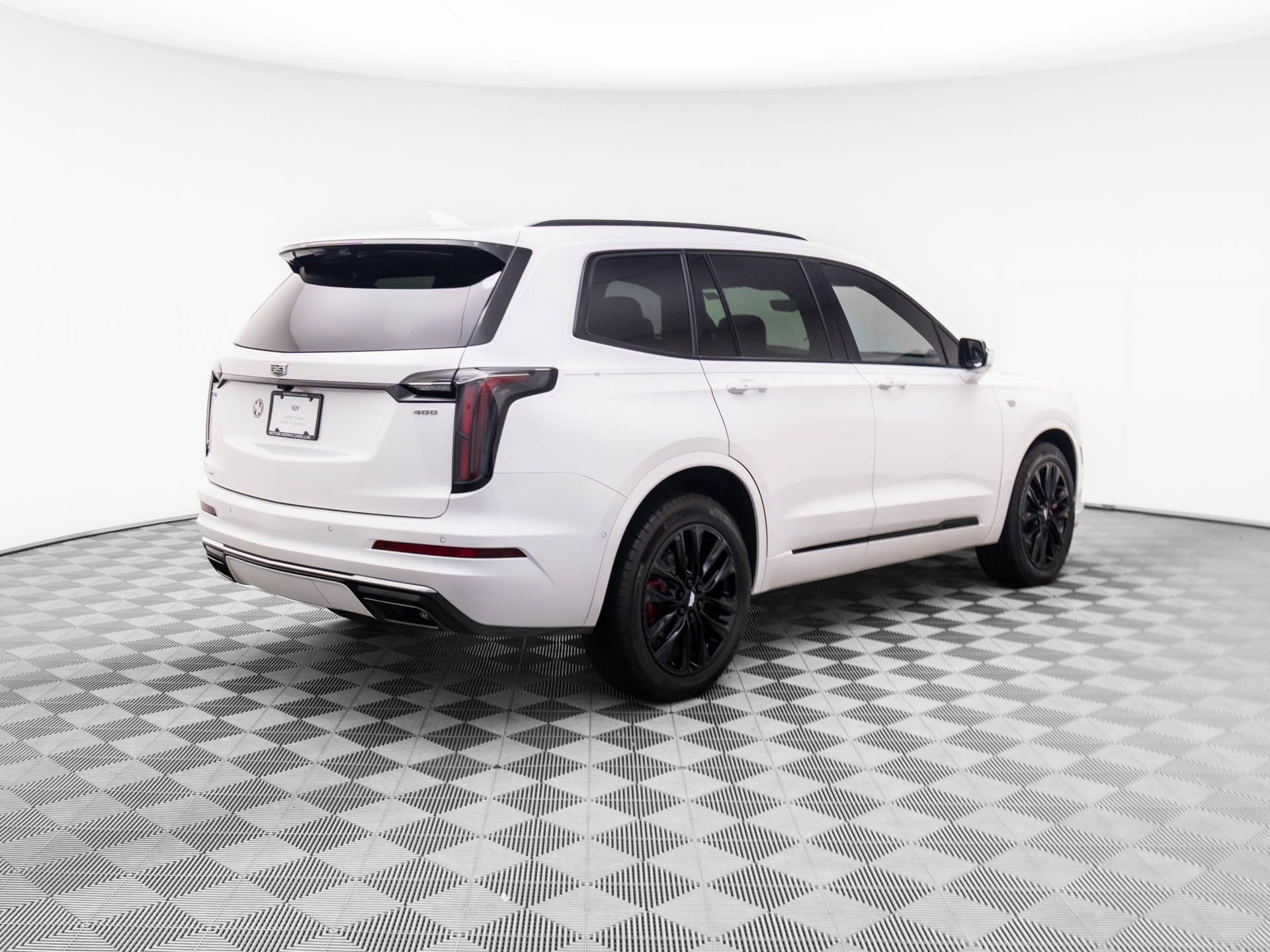 2022 Cadillac XT6 Sport photo