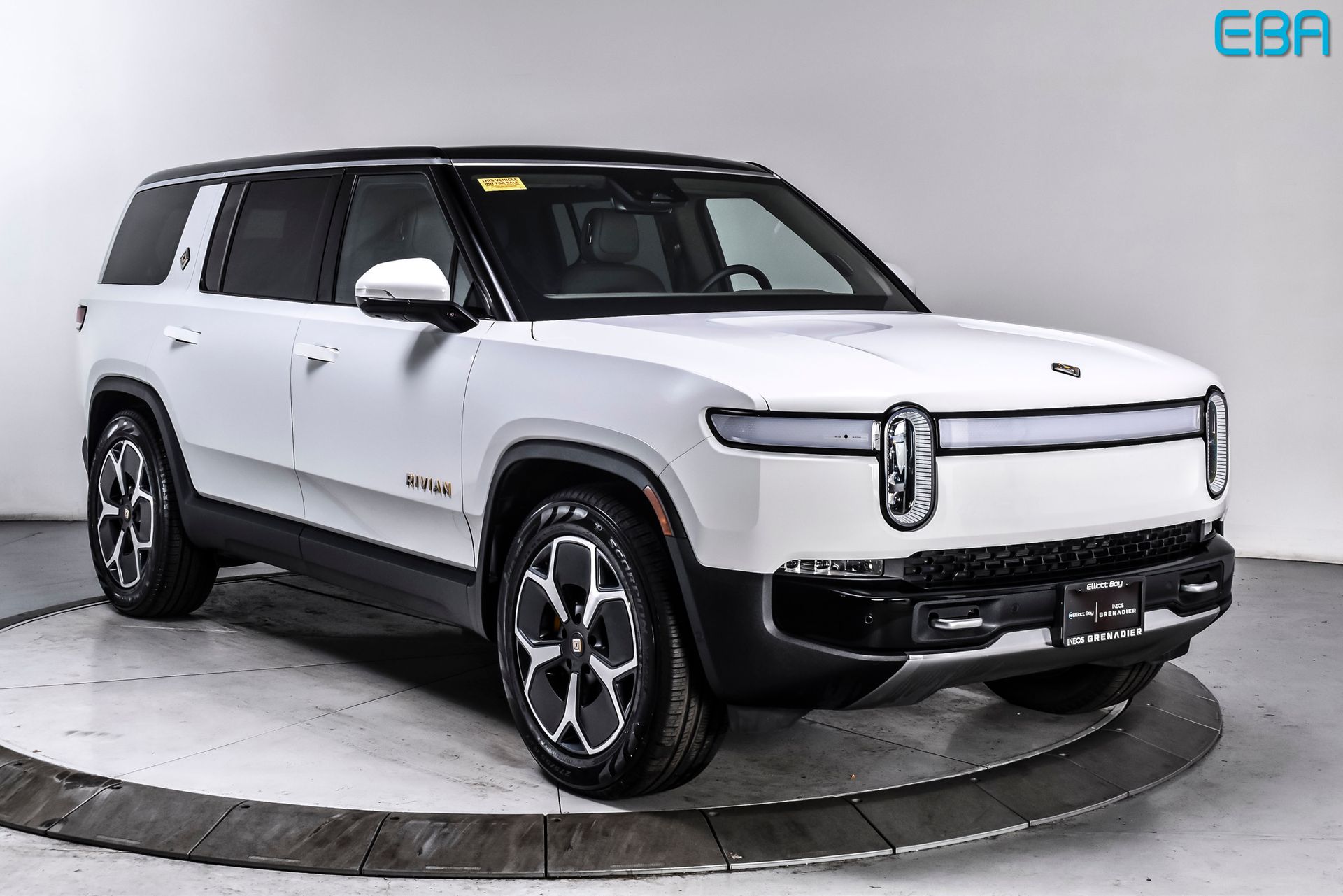 2023 Rivian R1S Adventure Quad Motor AWD
