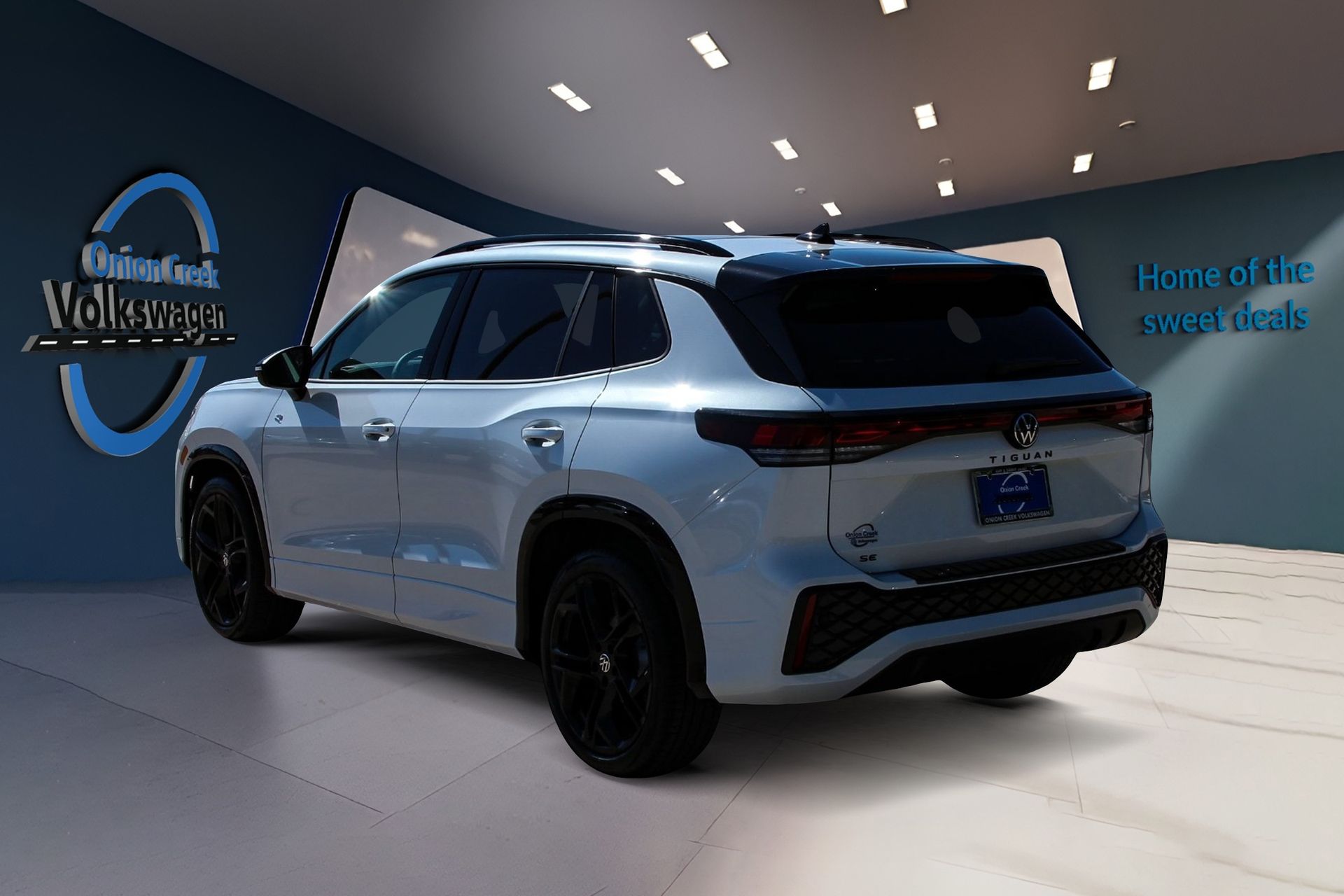 View vehicle photo 6