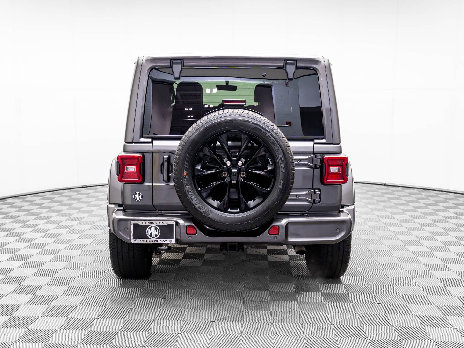 2021 Jeep Wrangler Unlimited Sahara High Altitude photo