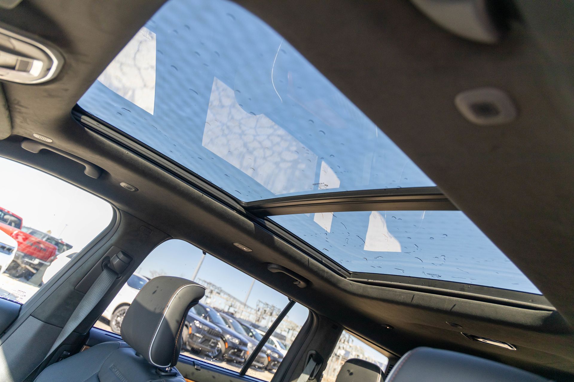 2026 JEEP GRAND CHEROKEE L - Image 8