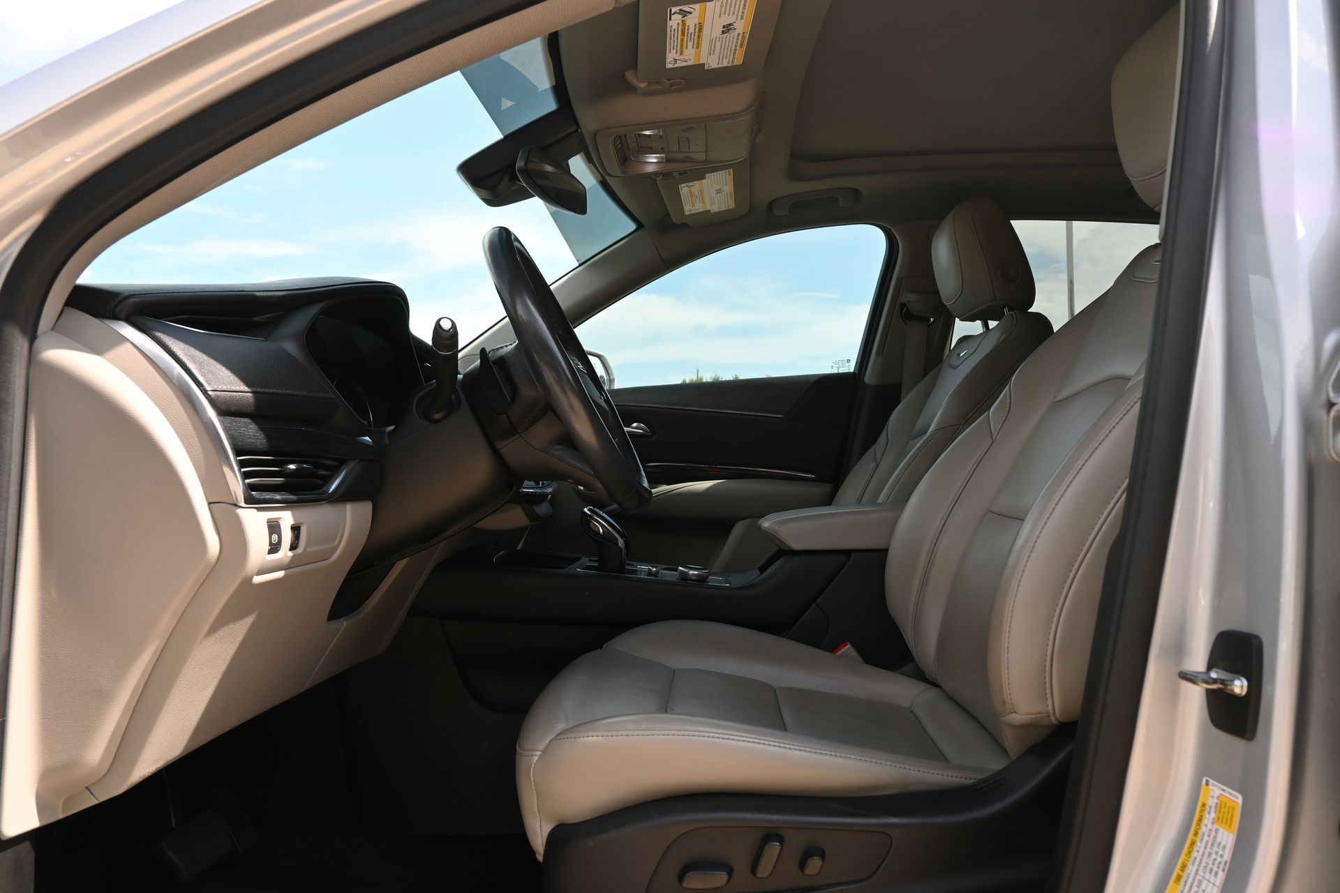 2020 Cadillac XT4 Premium Luxury Silver at Tom Peacock Cadillac