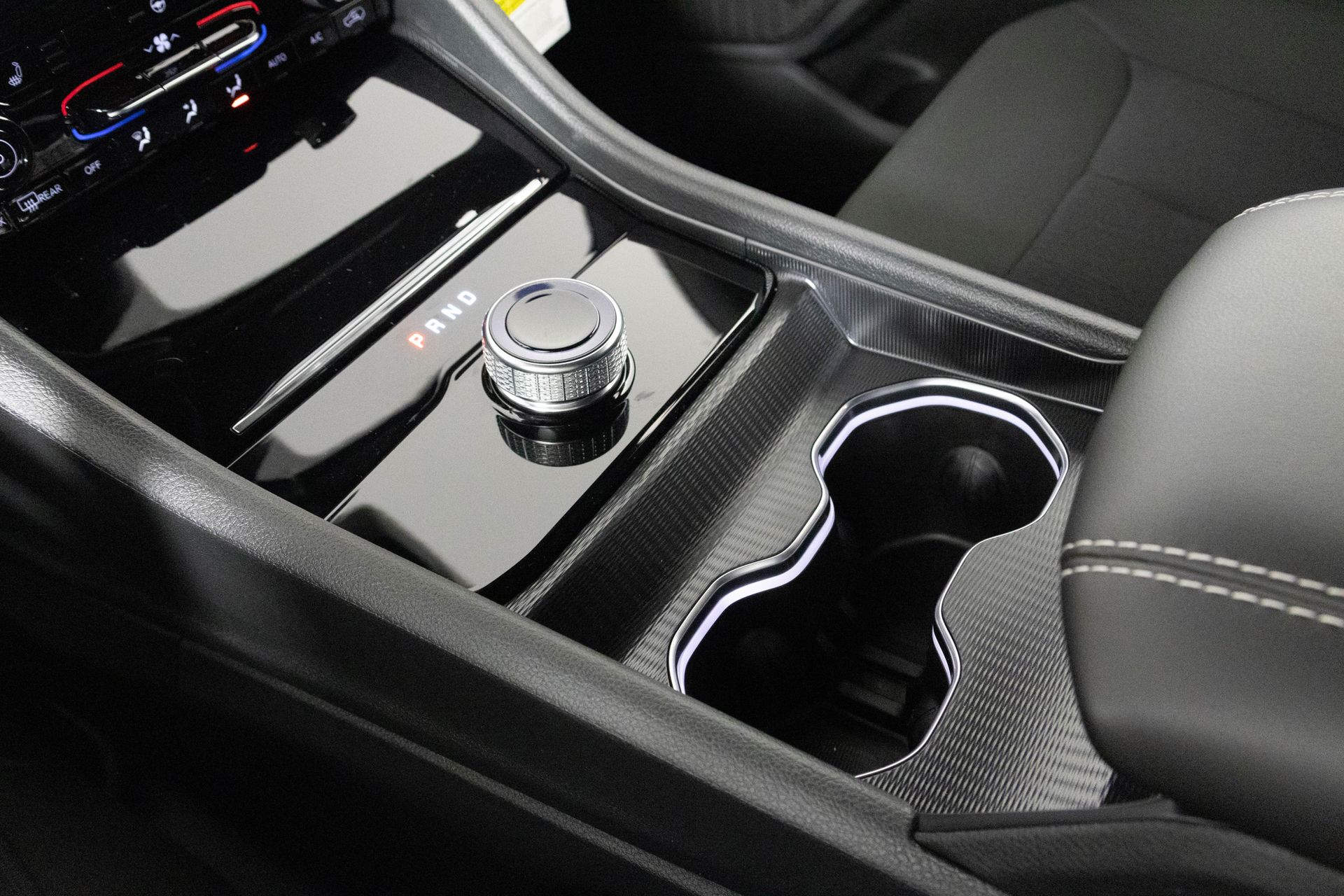 2025 JEEP GRAND CHEROKEE - Image 21