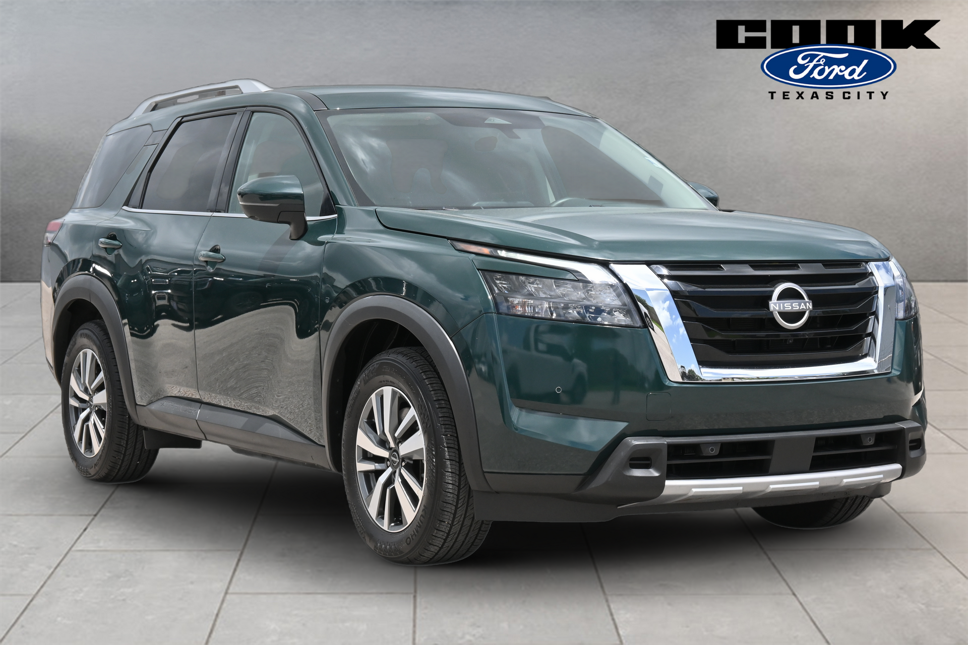 2025 Nissan Pathfinder SL Black at Don McGill Toyota