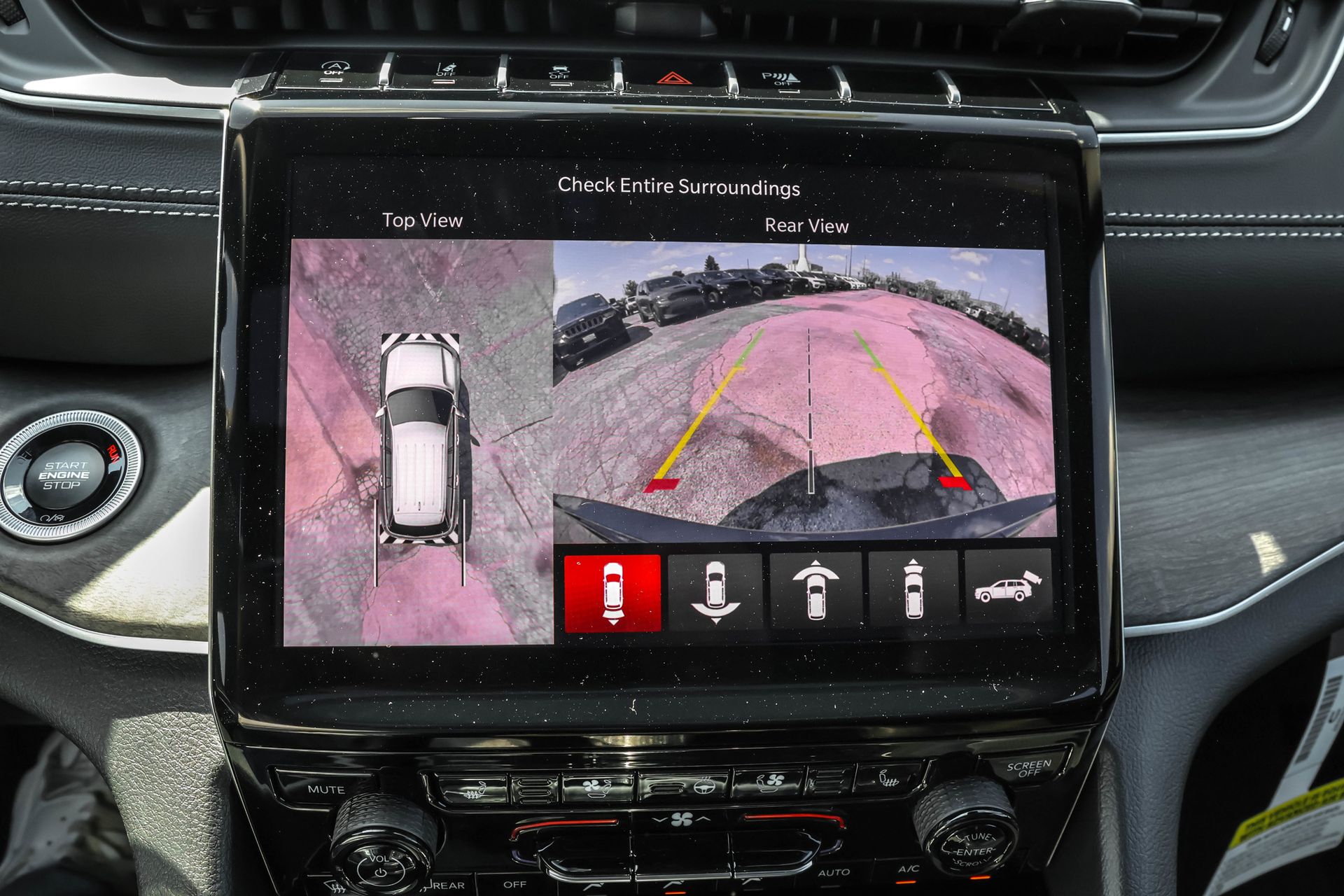 2025 JEEP GRAND CHEROKEE - Image 20