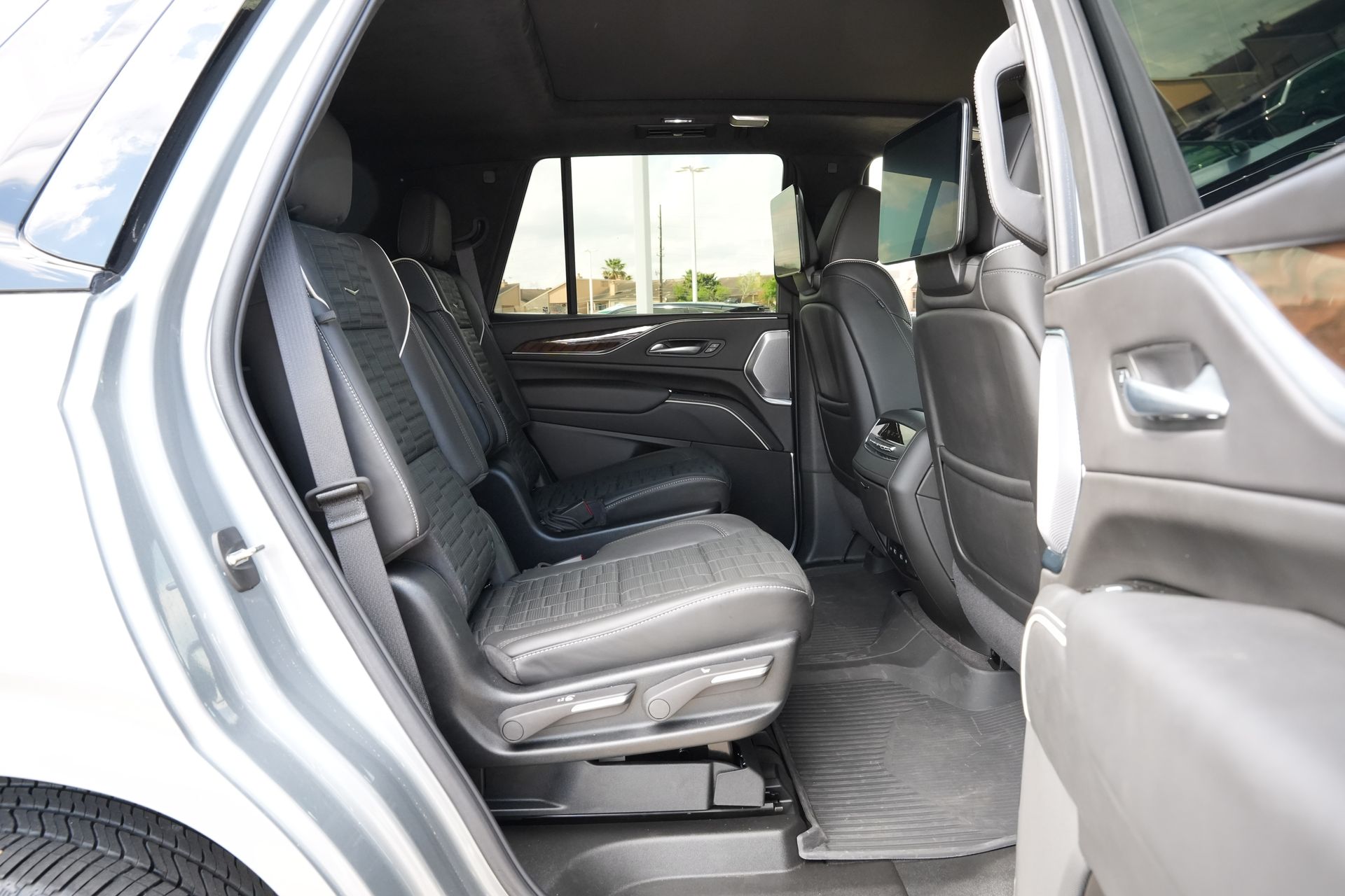 2024 Cadillac Escalade Sport Platinum Silver at Central Houston Nissan