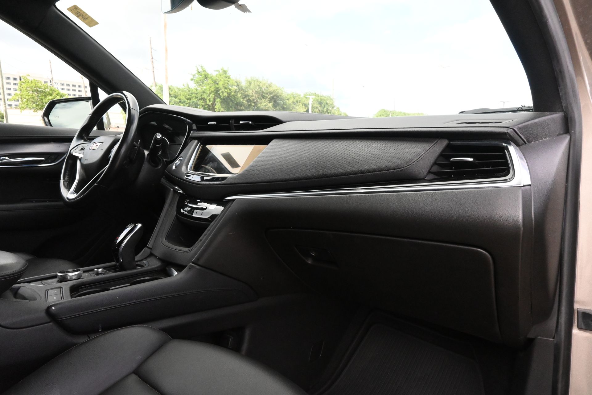 2022 Cadillac XT6 Luxury Brown at AutoSavvy Houston Northwest