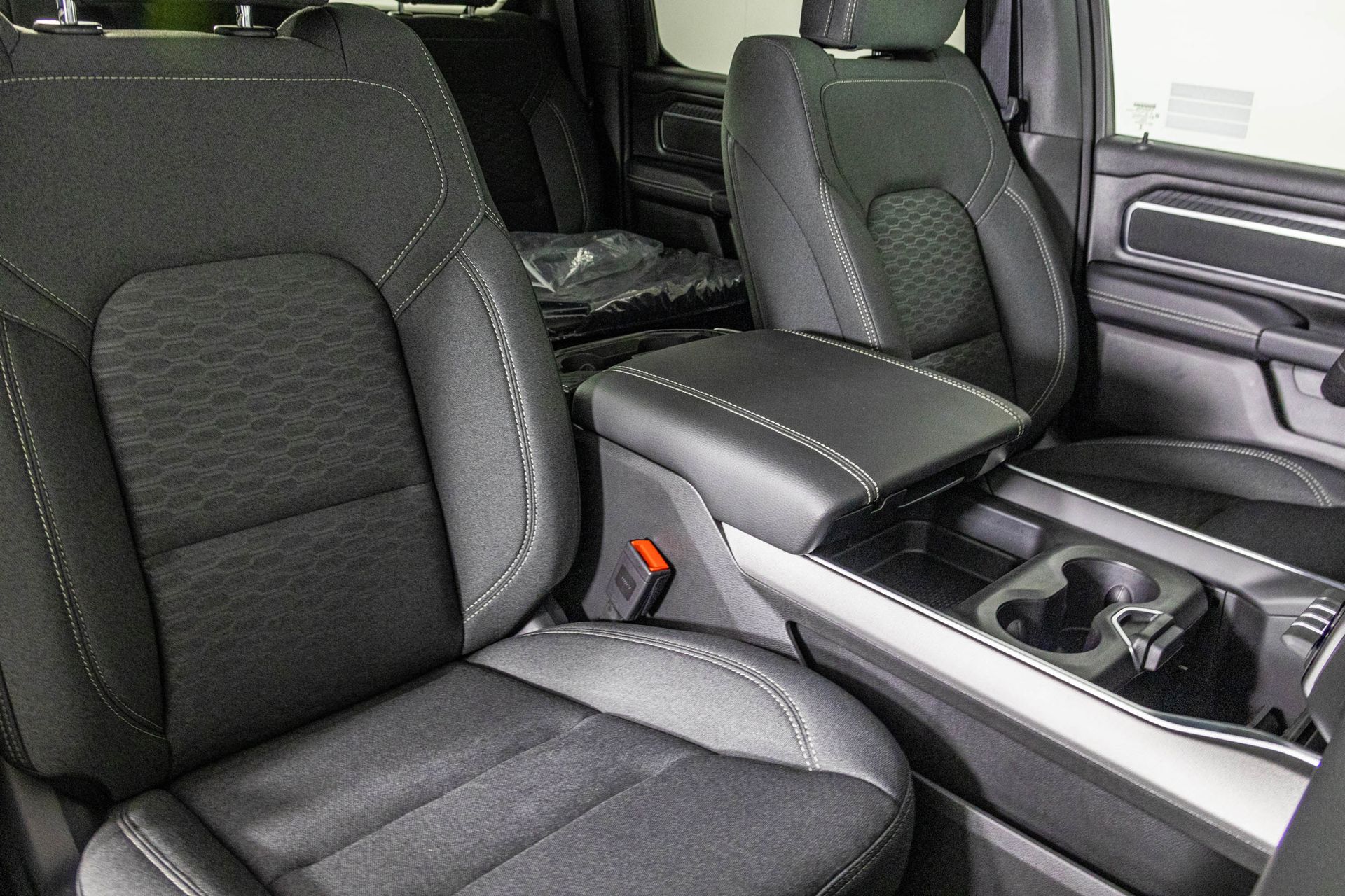 2026 RAM 1500 - Image 34