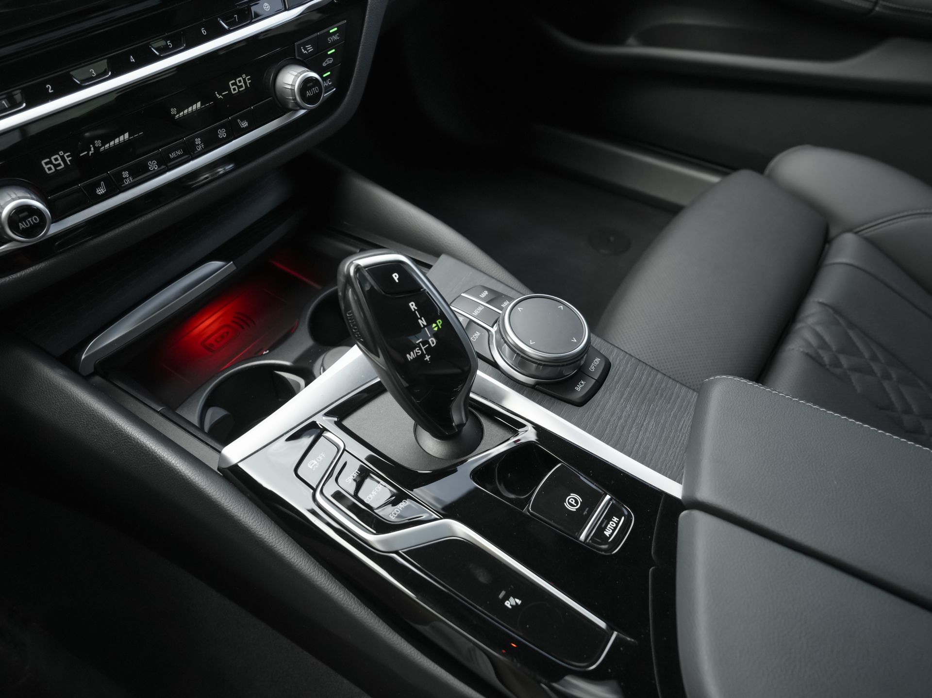 2023 BMW 5 Series 540i - Photo 11