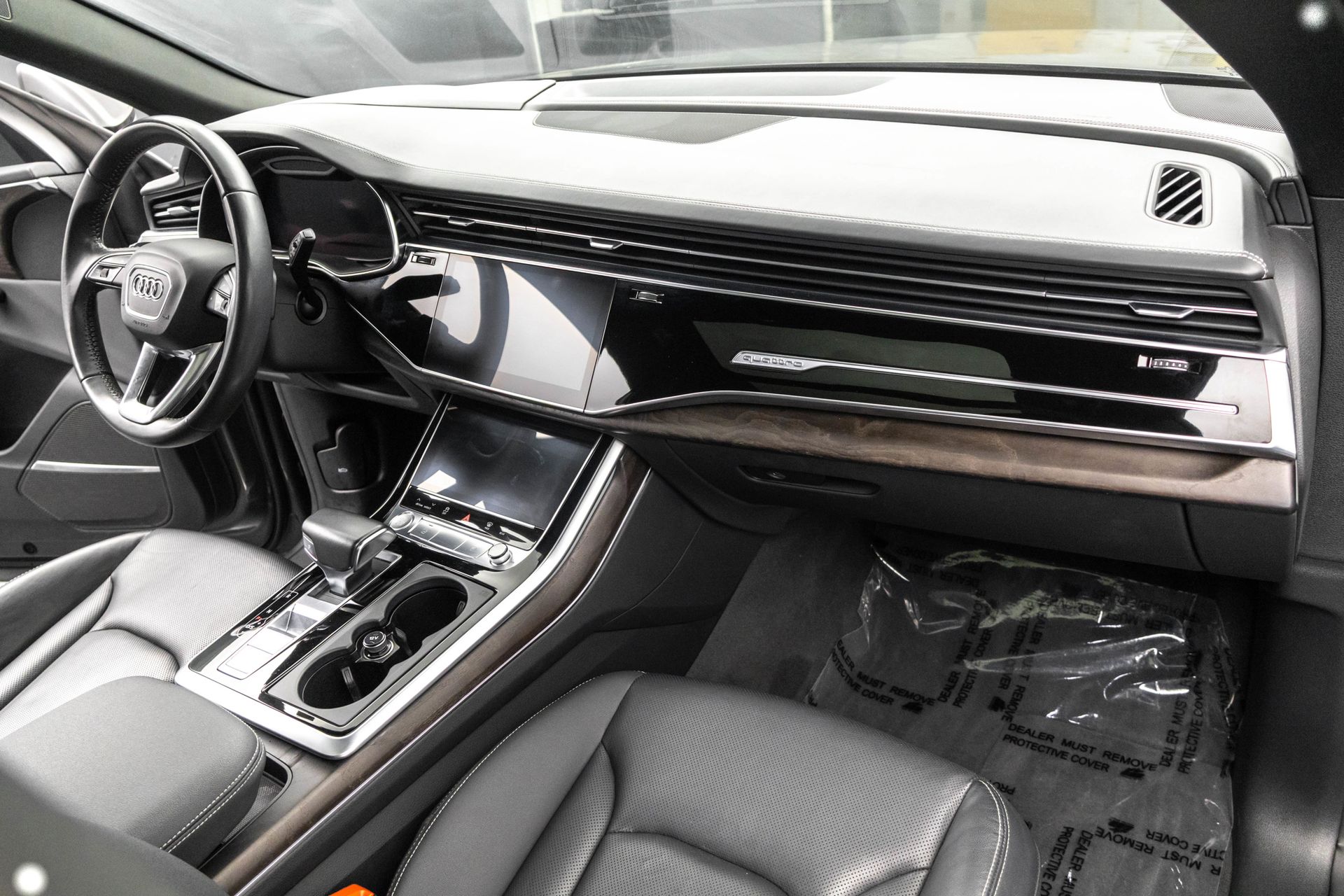 2019 AUDI Q8 - Image 41