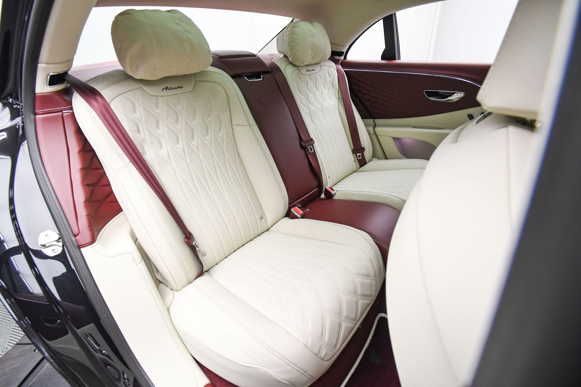 2026 Bentley Flying Spur - Photo 48