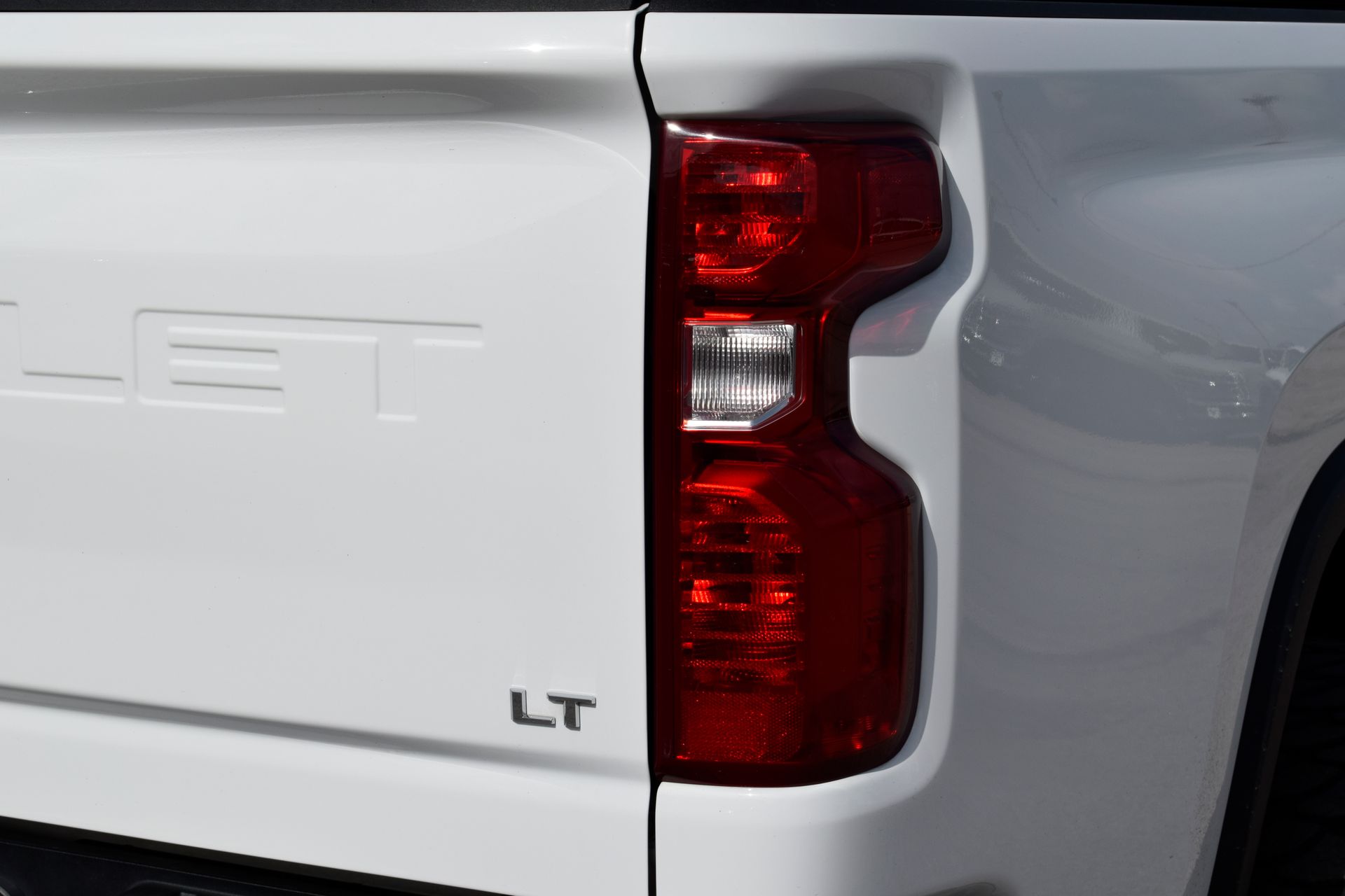 2024 Chevrolet Silverado 2500HD LT White at Traditions Chevrolet