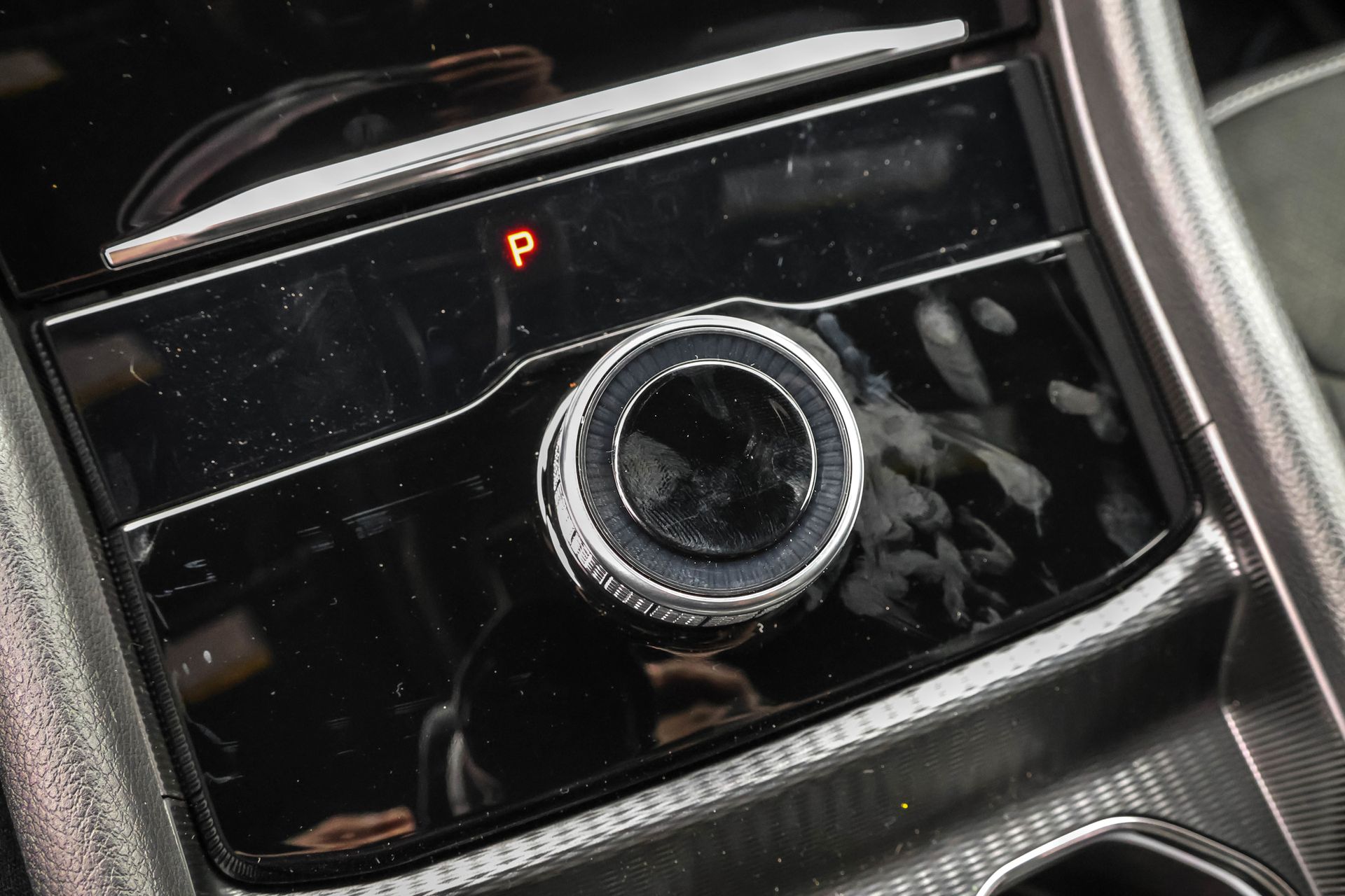 2025 JEEP GRAND CHEROKEE - Image 21