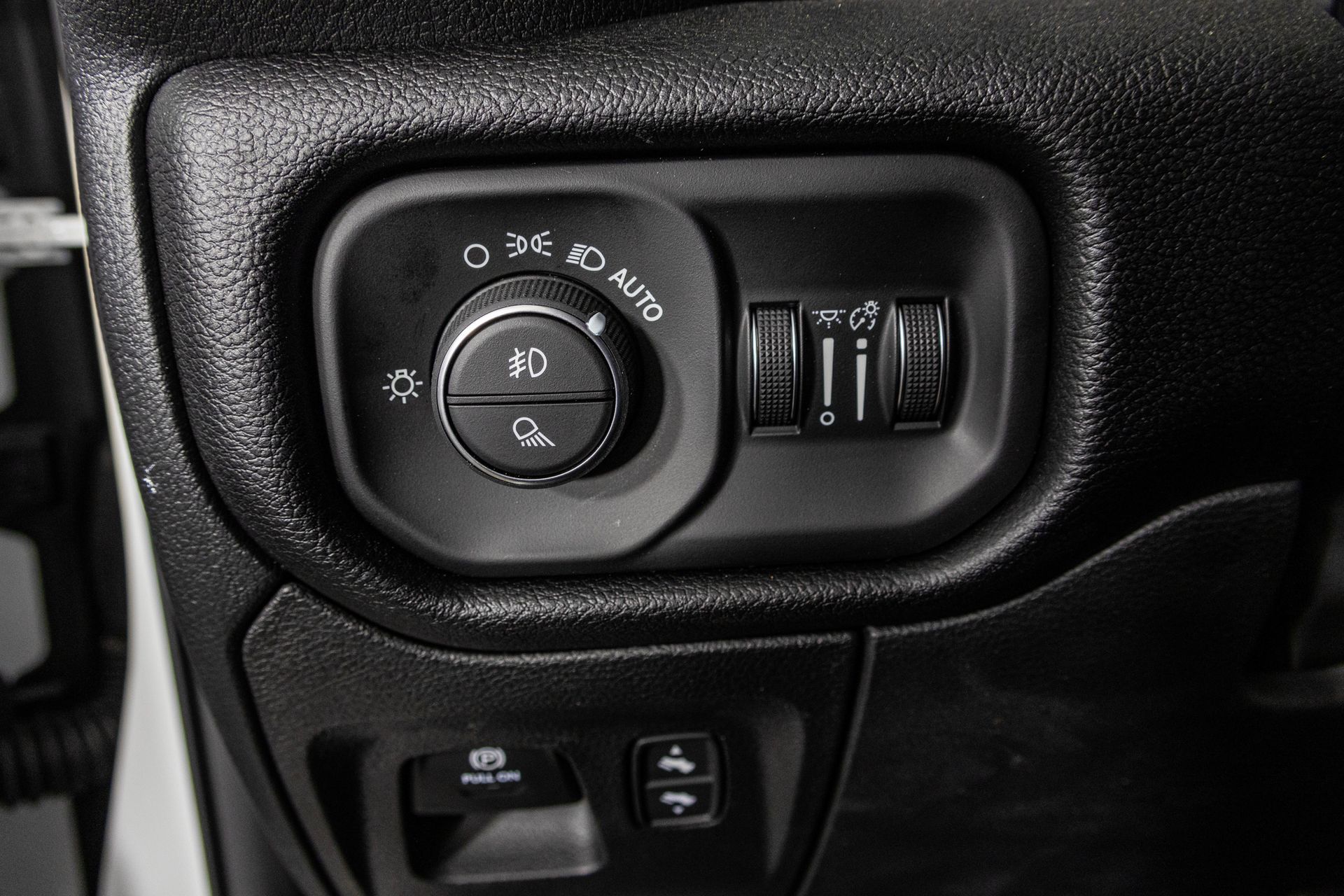 2026 RAM 1500 - Image 6