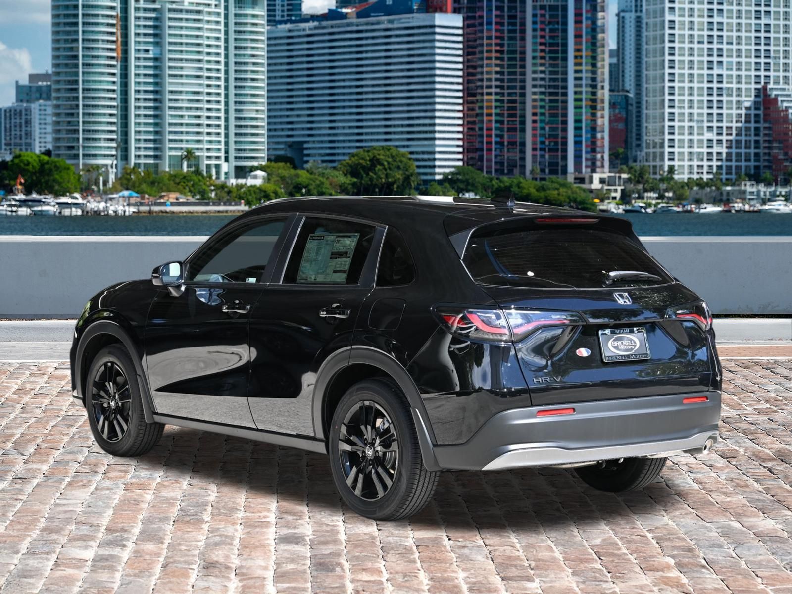 View vehicle photo 7