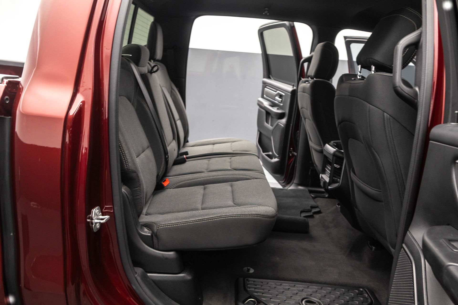 2020 RAM 1500 - Image 33