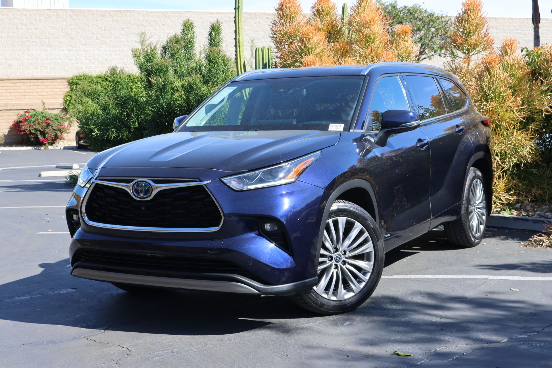 2022 Toyota Highlander Hybrid Platinum AWD