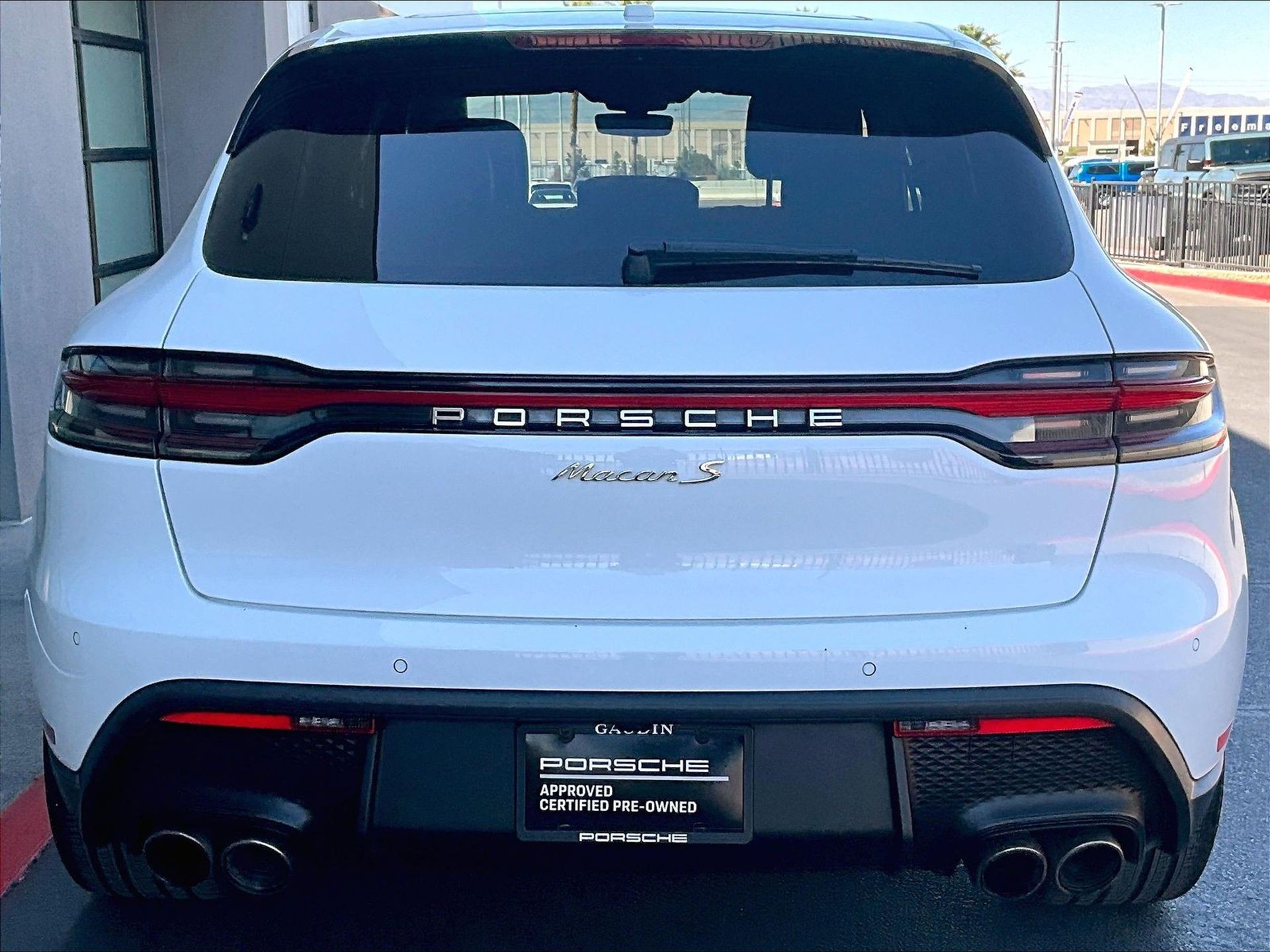 View vehicle photo 6
