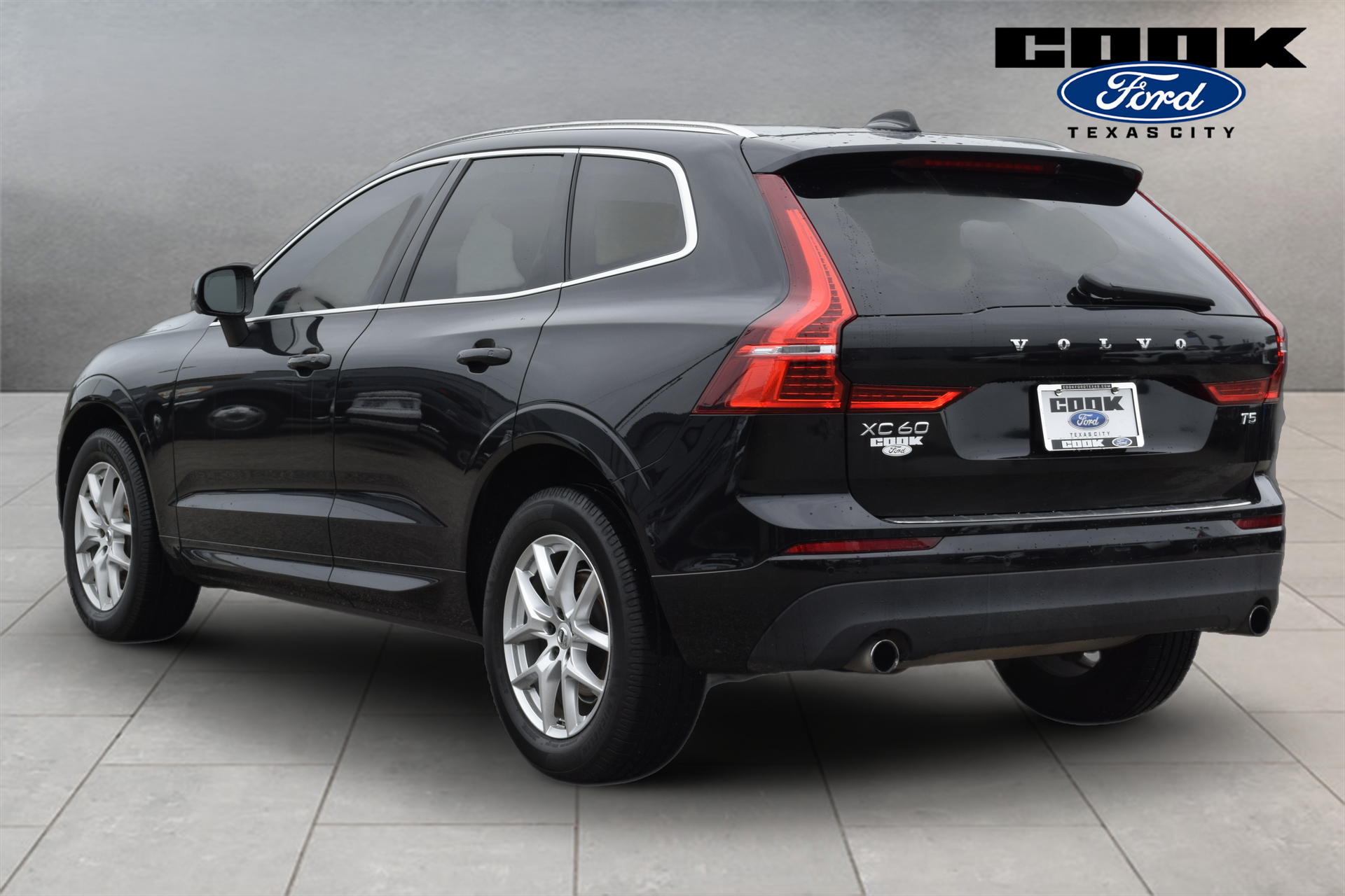 2021 Volvo XC60 T5 Momentum - 3