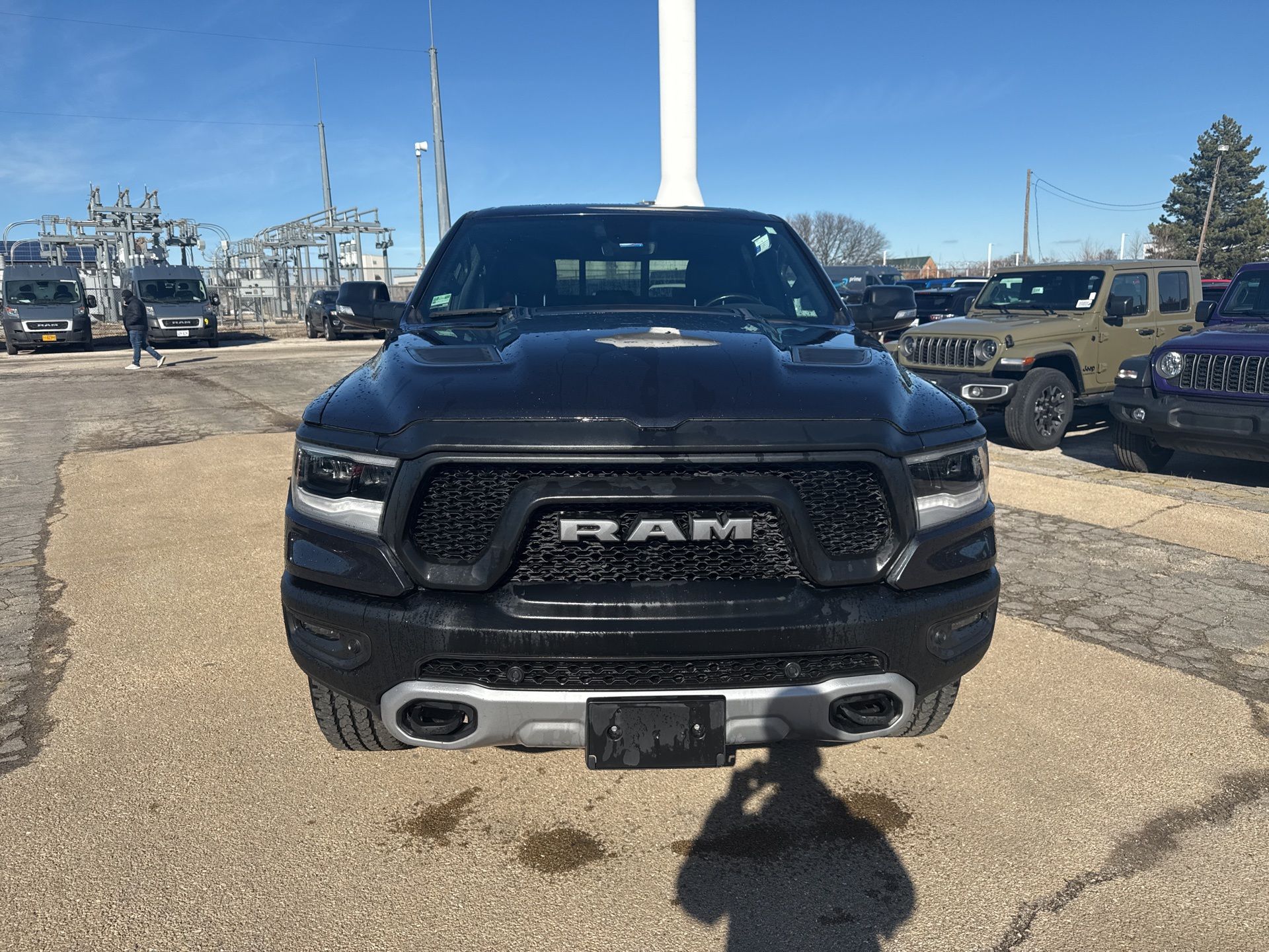 2019 RAM 1500 - Image 2