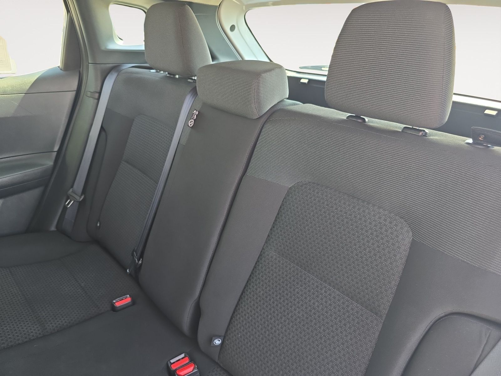 Used 2025 Nissan Kicks SUV