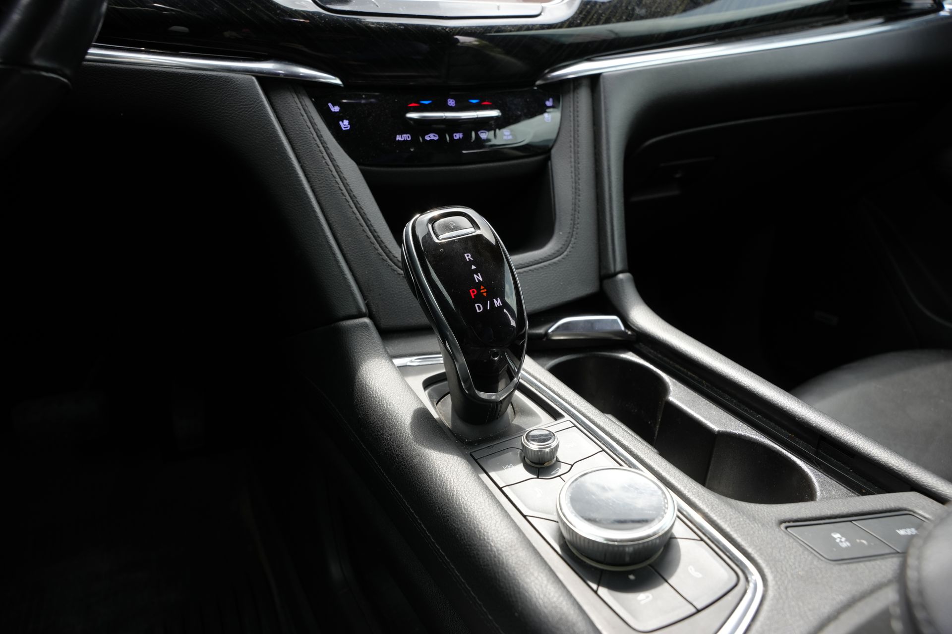 2020 Cadillac XT6 Premium Luxury Black at AutoSavvy Houston Northwest
