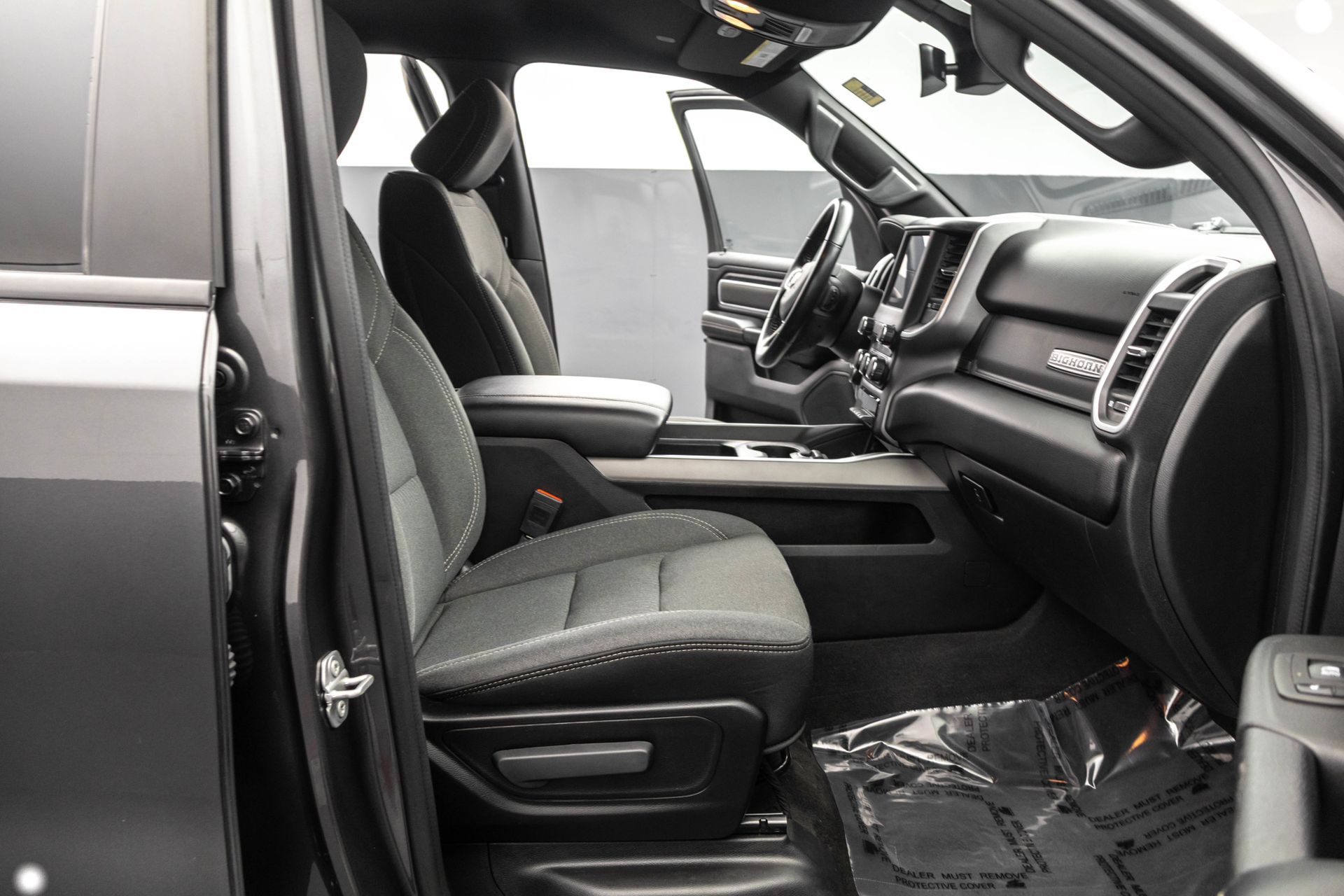 2022 RAM 1500 - Image 43