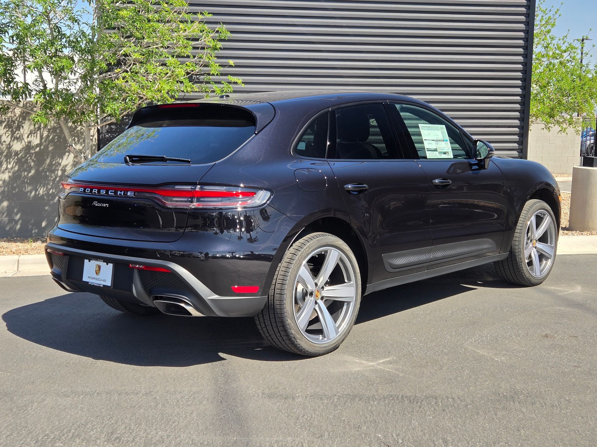 2025 Macan picture #5