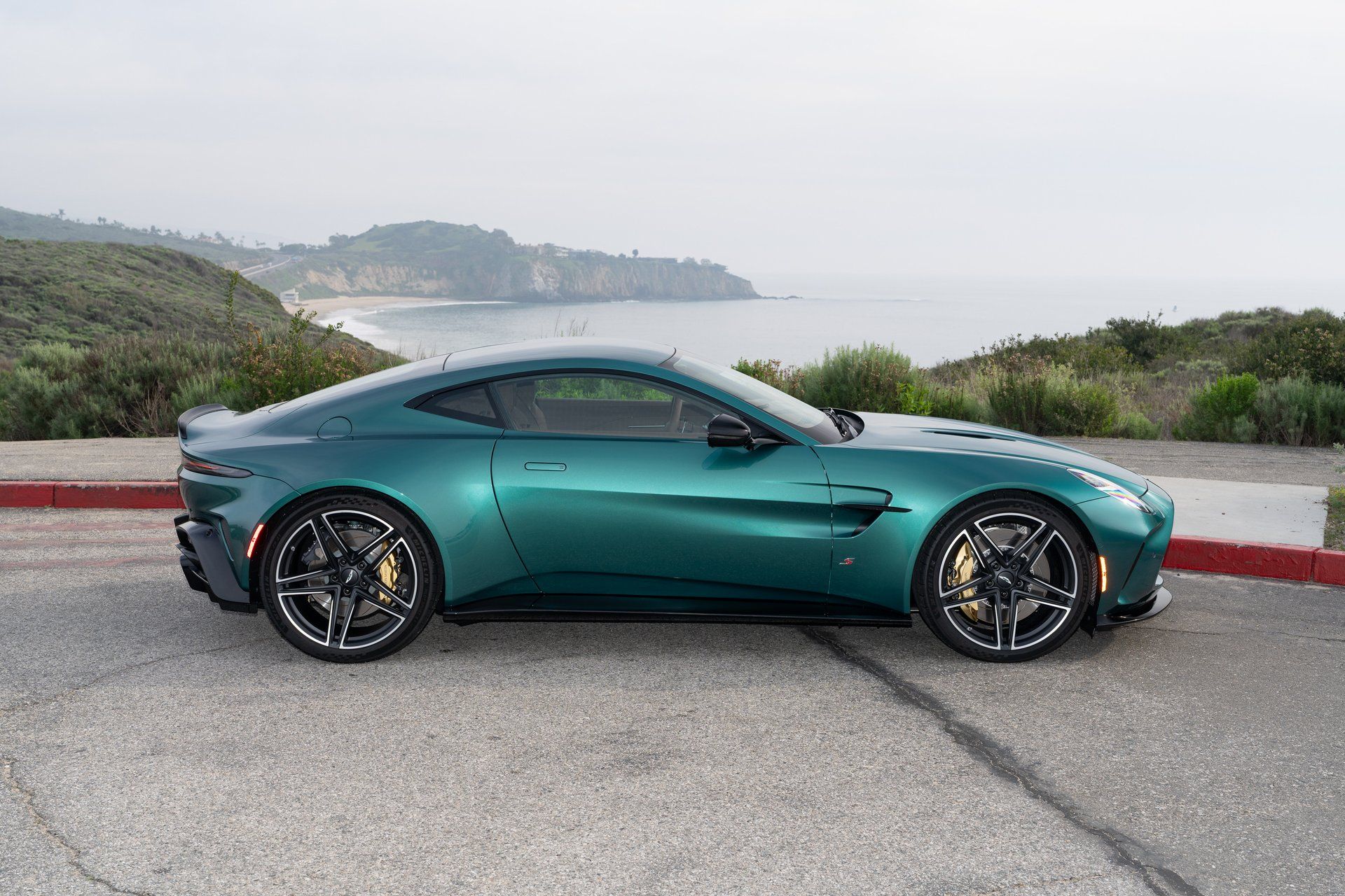 Aston Martin 2026 Vantage S 