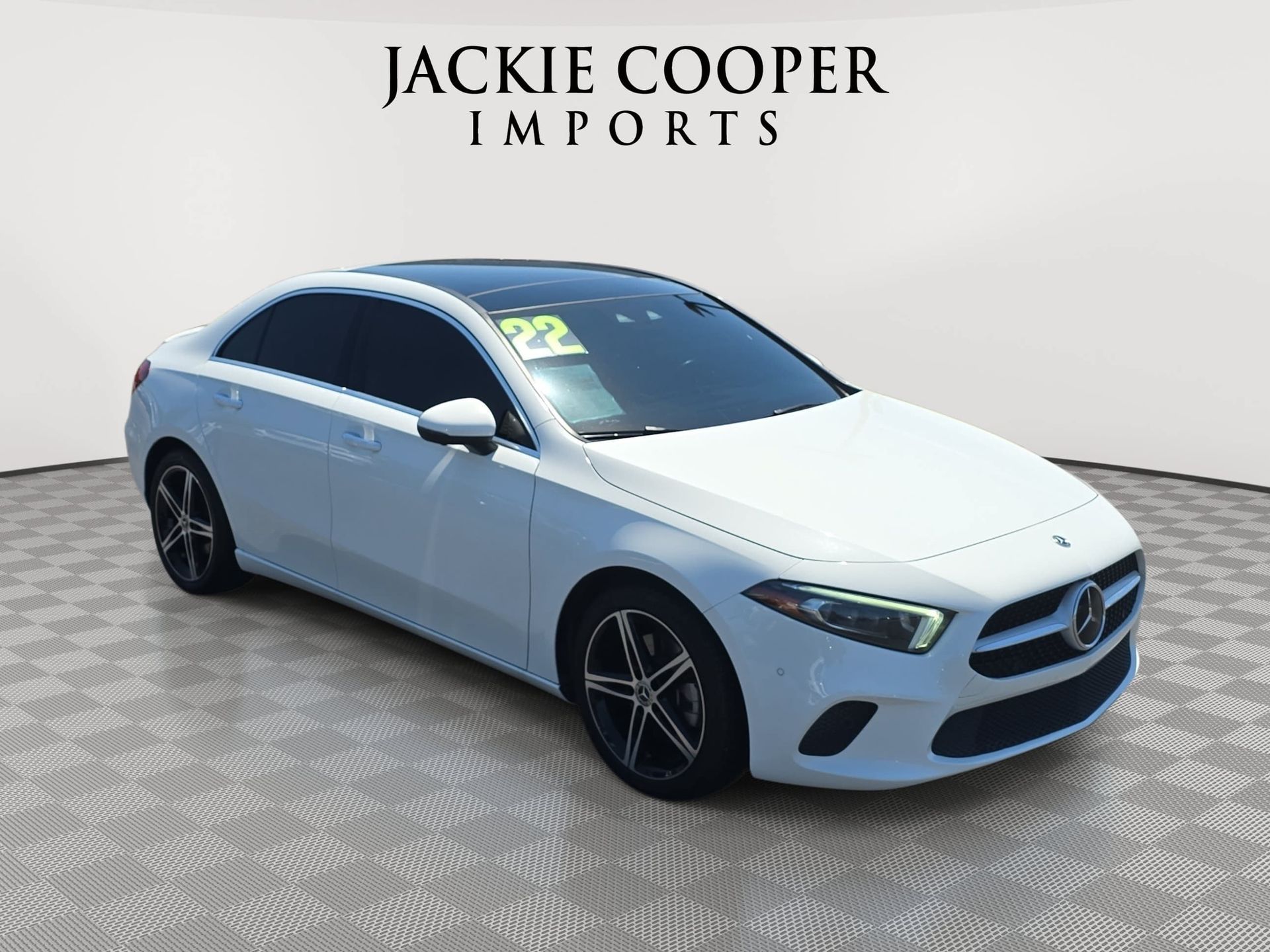 View vehicle photo 3