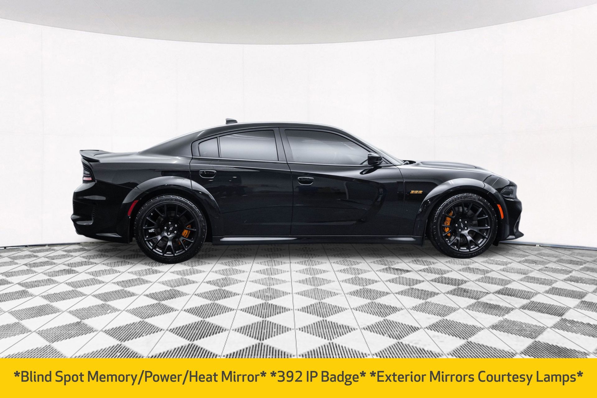 2023 DODGE CHARGER - Image 16