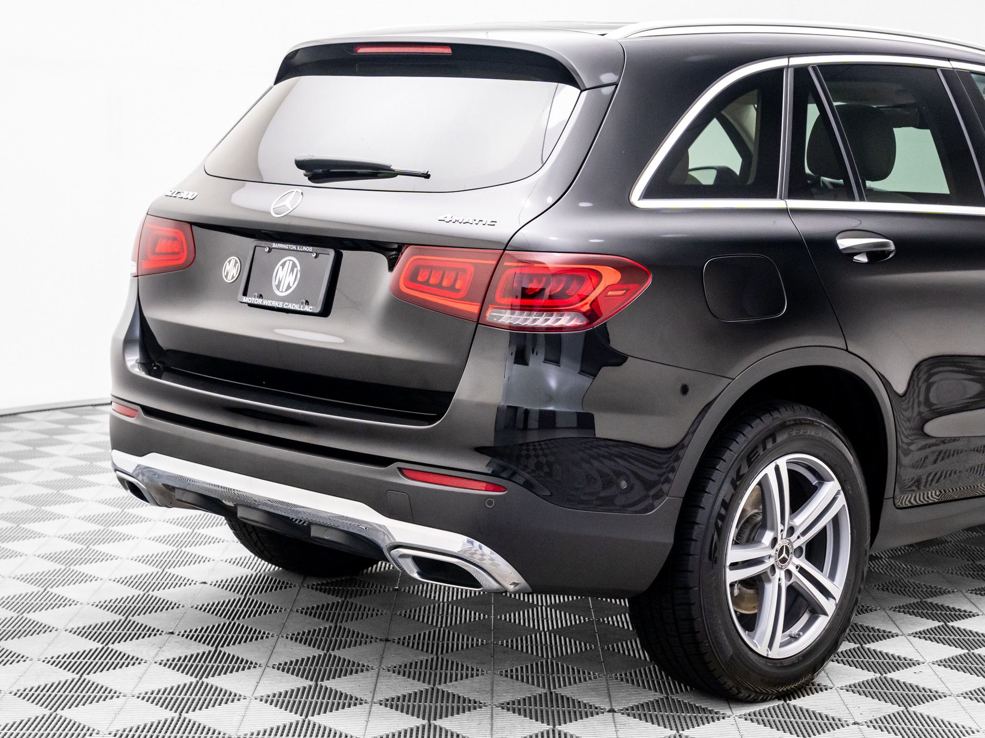 2022 Mercedes-Benz GLC GLC 300 photo