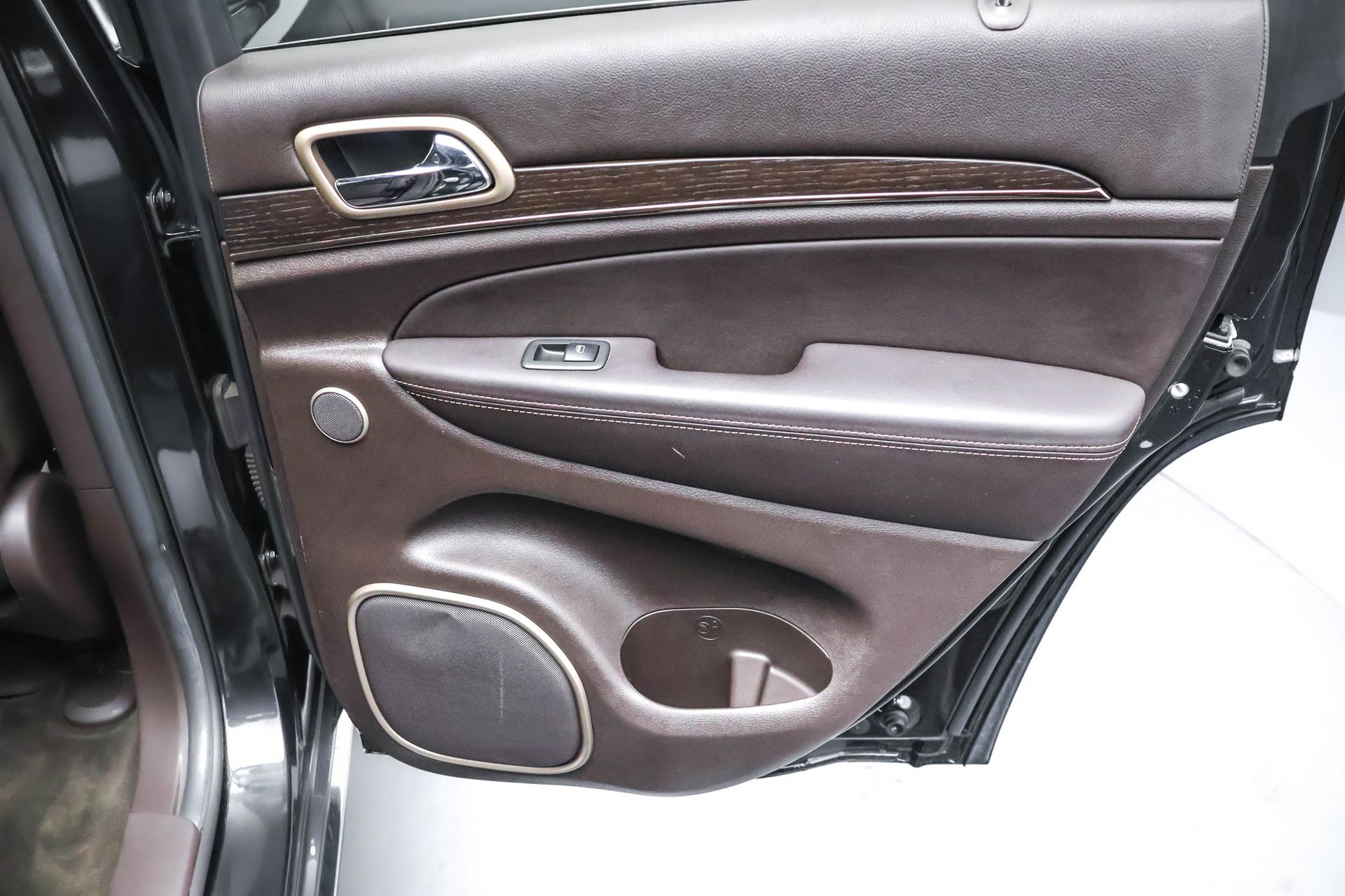 2014 JEEP GRAND CHEROKEE - Image 33