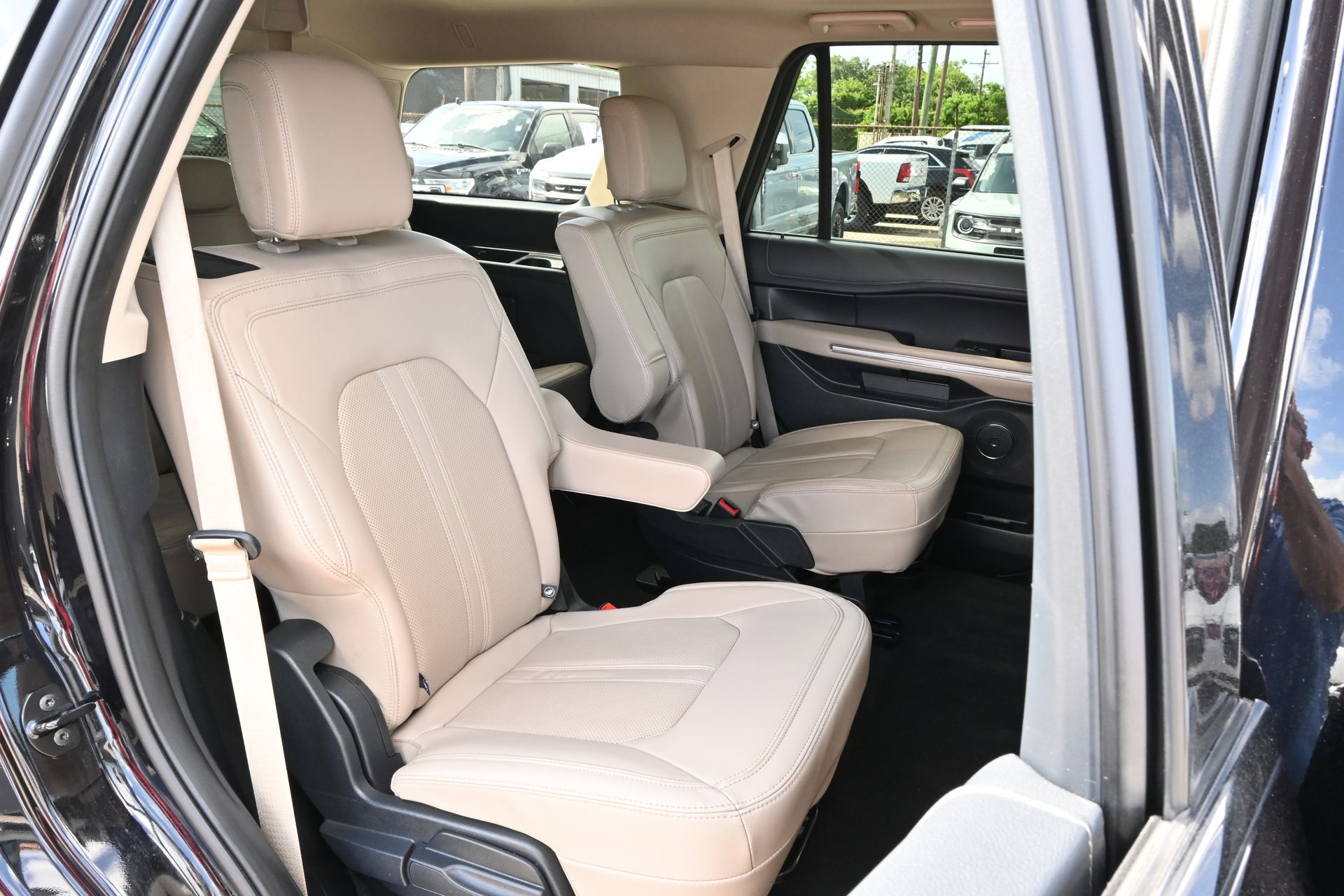 2024 Ford Expedition Limited Black at DeMontrond Mazda