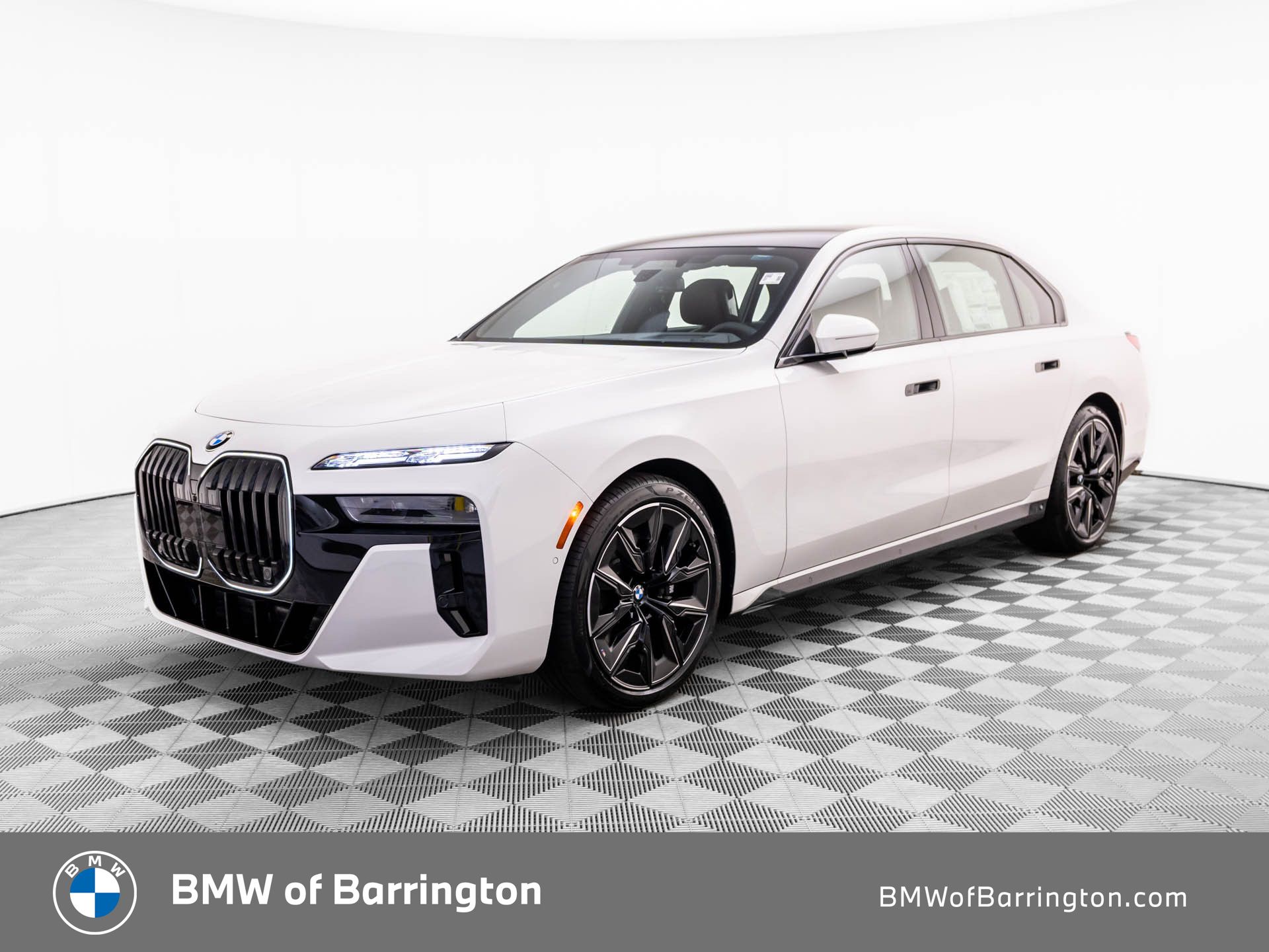 Alpine White 2026 BMW 7 Series Sedan All-Wheel Drive 8-Speed Automatic